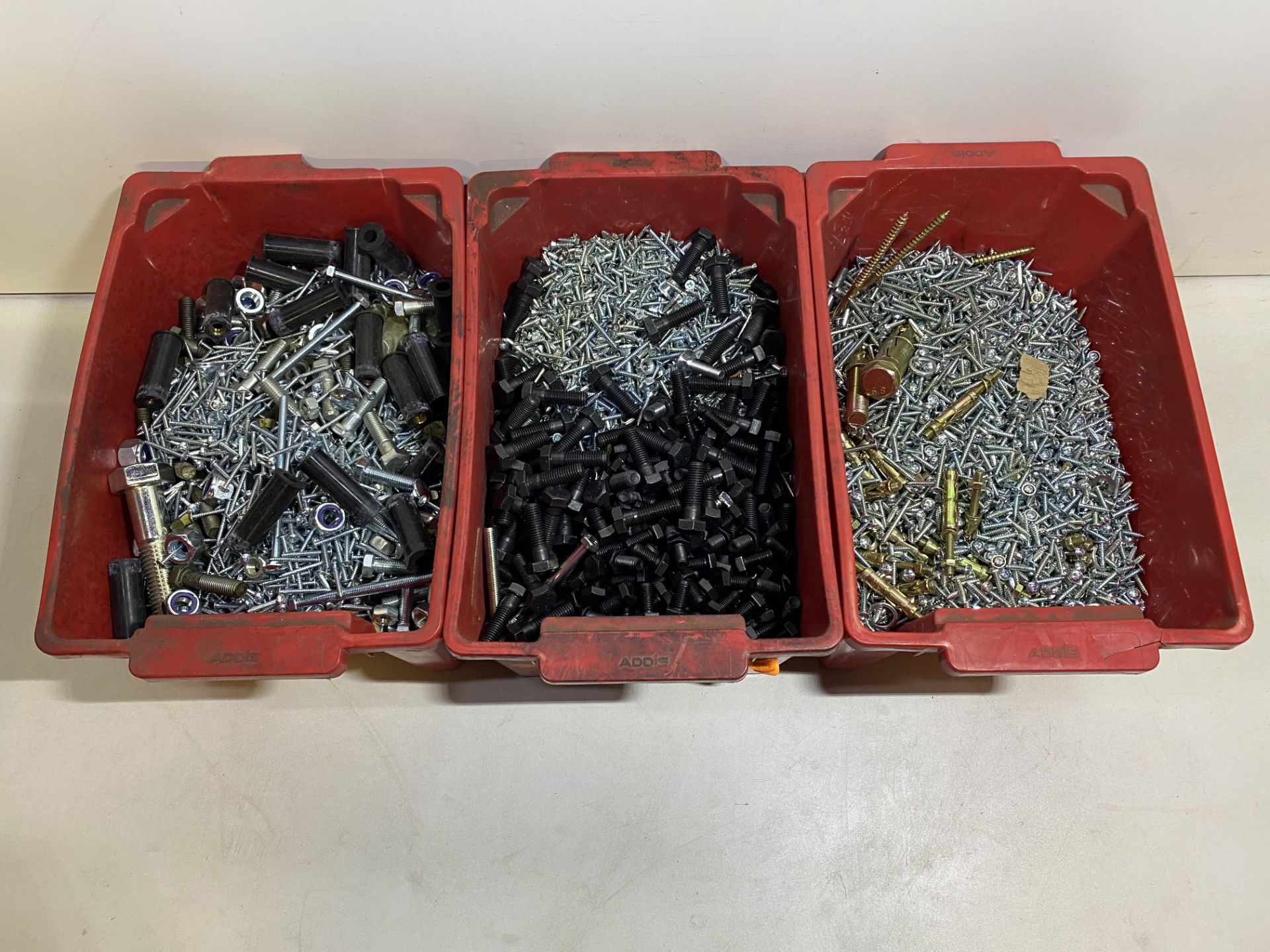Large Quantity Of Screws,Nuts,Bolts,Fasteners And Various Other Equipment - Image 5 of 20