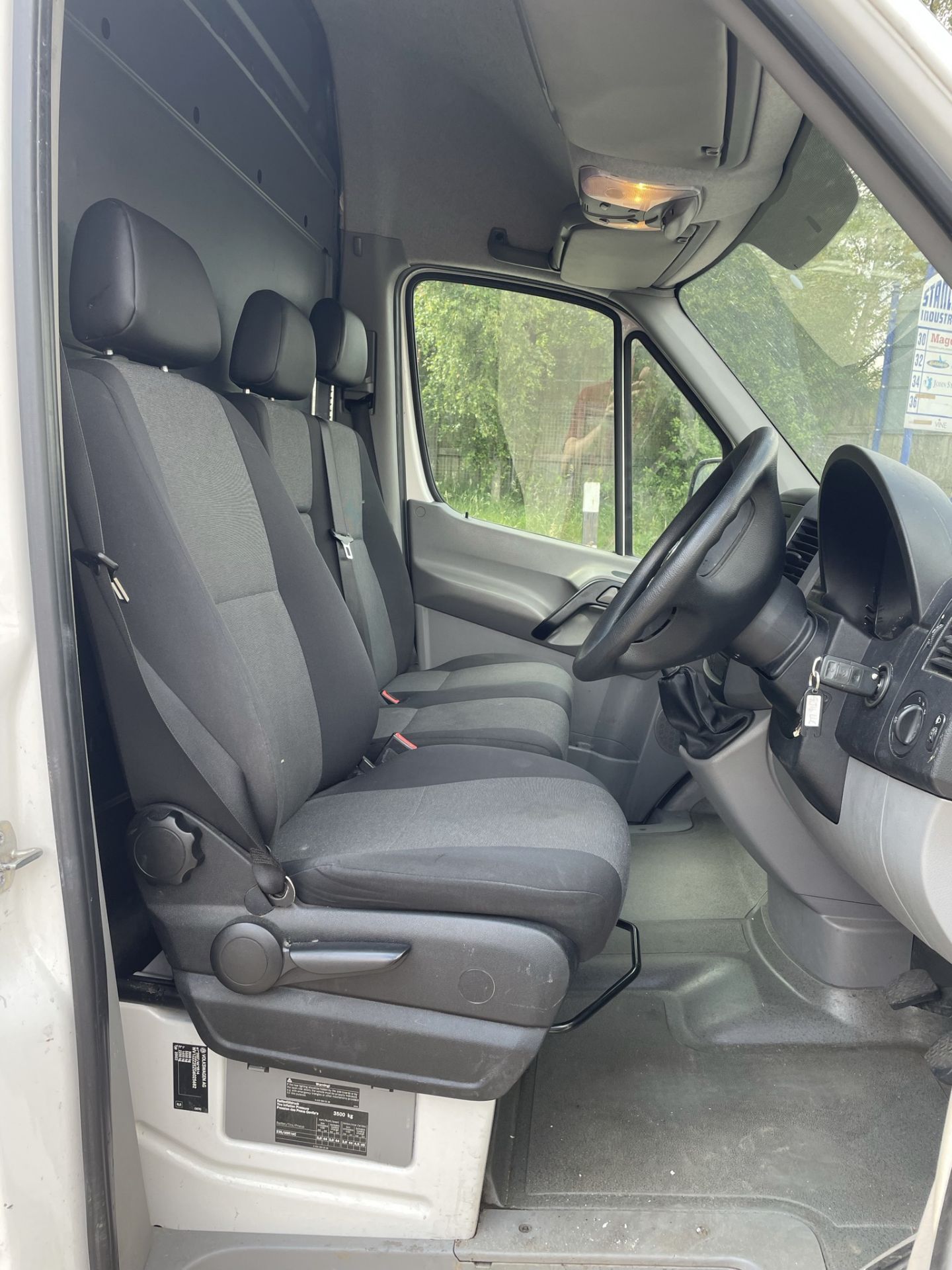 Volkswagen Crafter CR35 Startline TD | Reg: GJ16 LLA | Mileage: 76,262 - Image 10 of 14