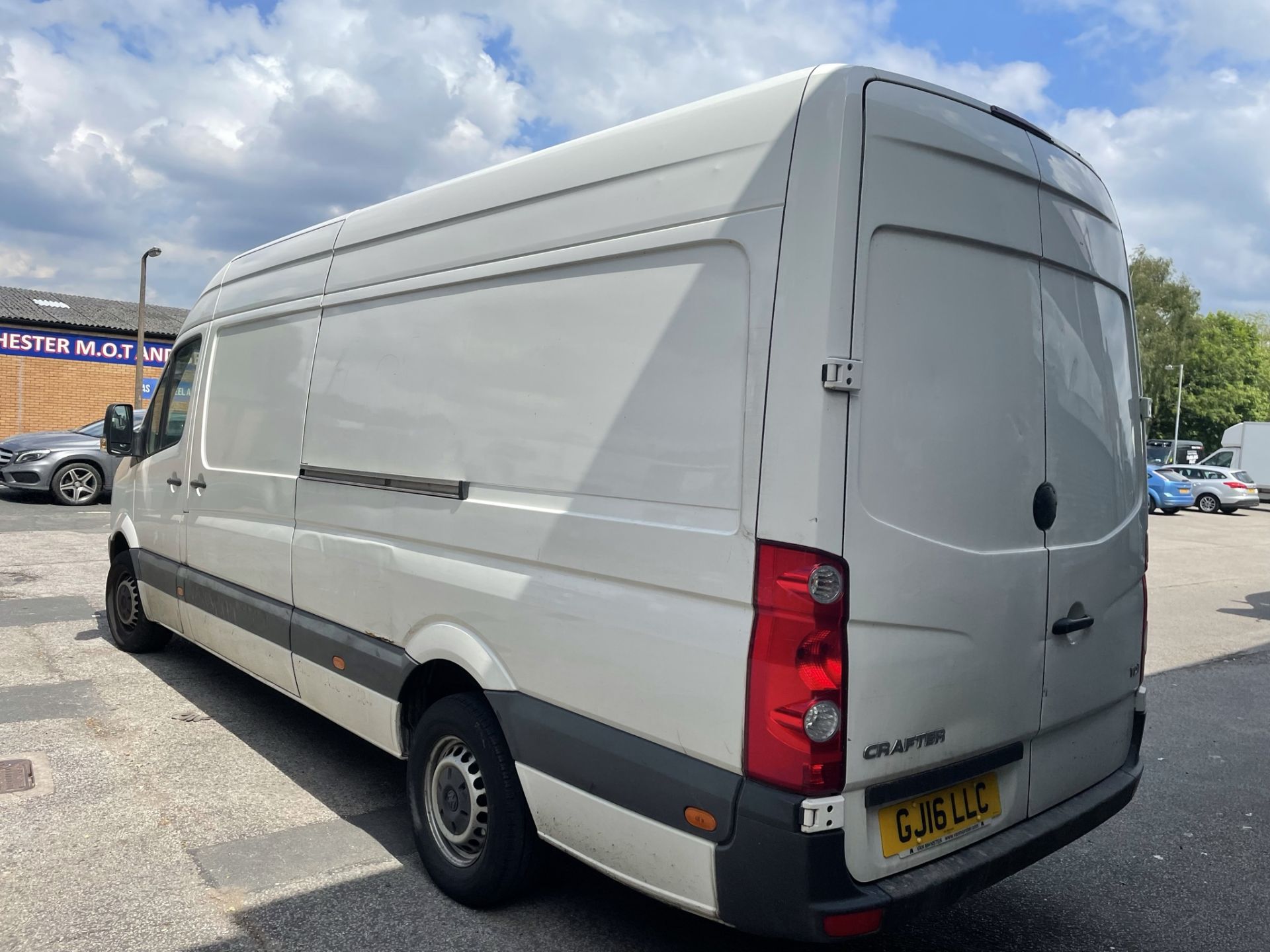 Volkswagen Crafter CR35 Startline TD | Reg: GJ16 LLA | Mileage: 76,262 - Image 8 of 14