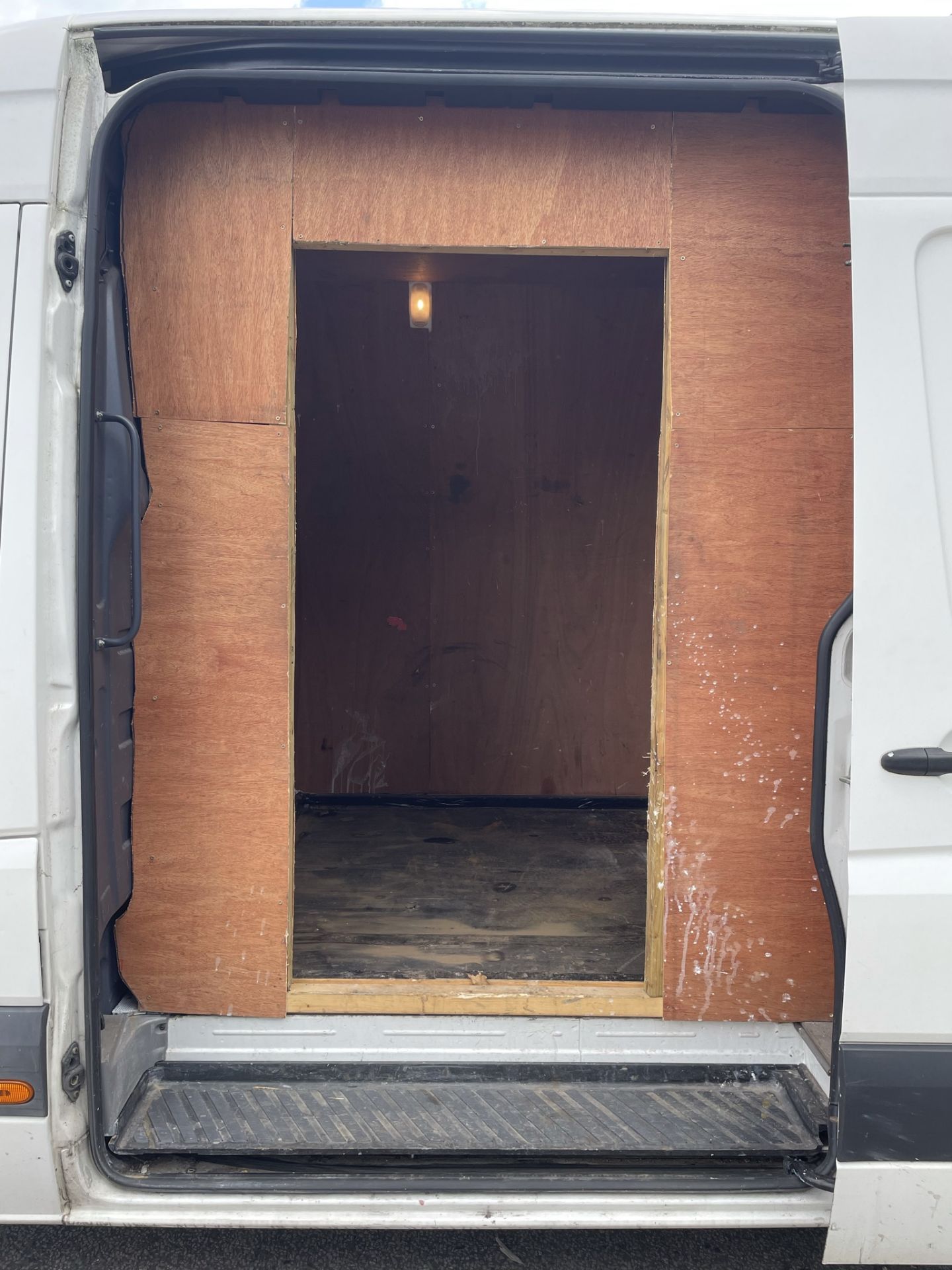 Volkswagen Crafter CR35 TD | Reg: YD64 DUH | Mileage: 130,788 - Image 19 of 21