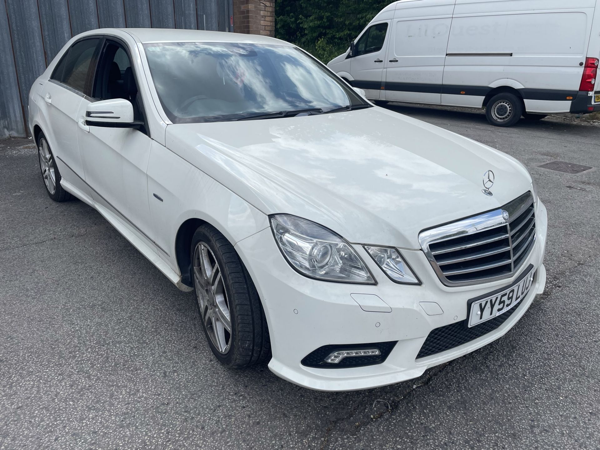 Mercedes E220 BlueEF-CY Sport CDI A Saloon | Reg: YY59 LUJ | Mileage: 87,237