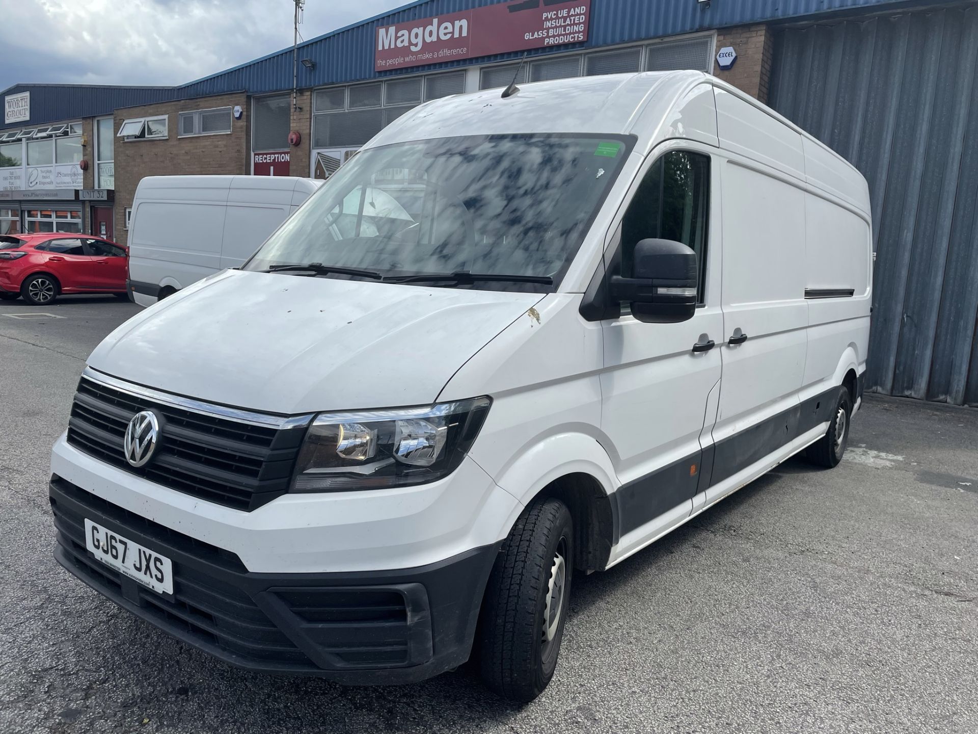 Volkswagen Crafter CR35 Startline TD | Reg: GJ67 JXS | Mileage: 59,279 - Image 4 of 14