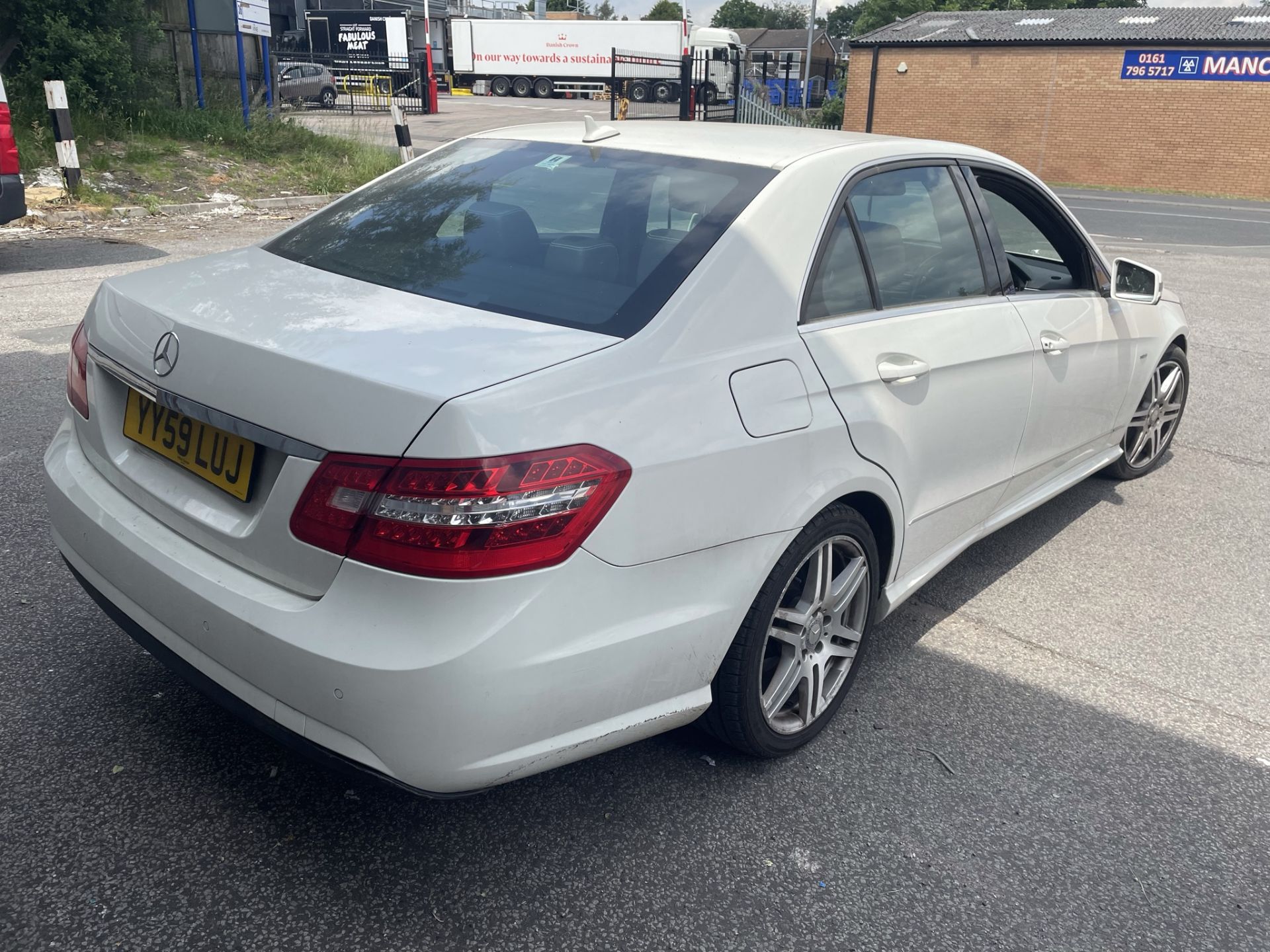 Mercedes E220 BlueEF-CY Sport CDI A Saloon | Reg: YY59 LUJ | Mileage: 87,237 - Image 6 of 22