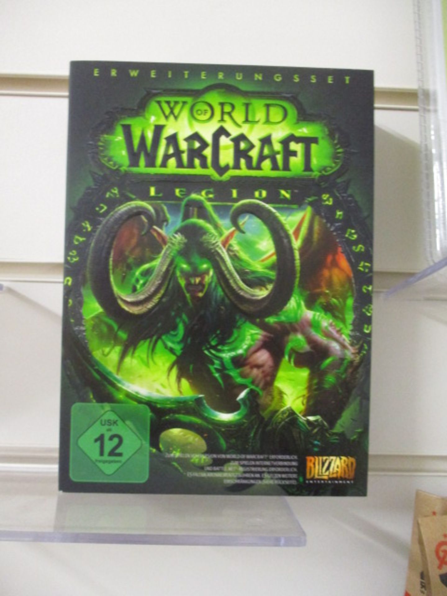 100 x Brand New World of WarCraft computer game pack