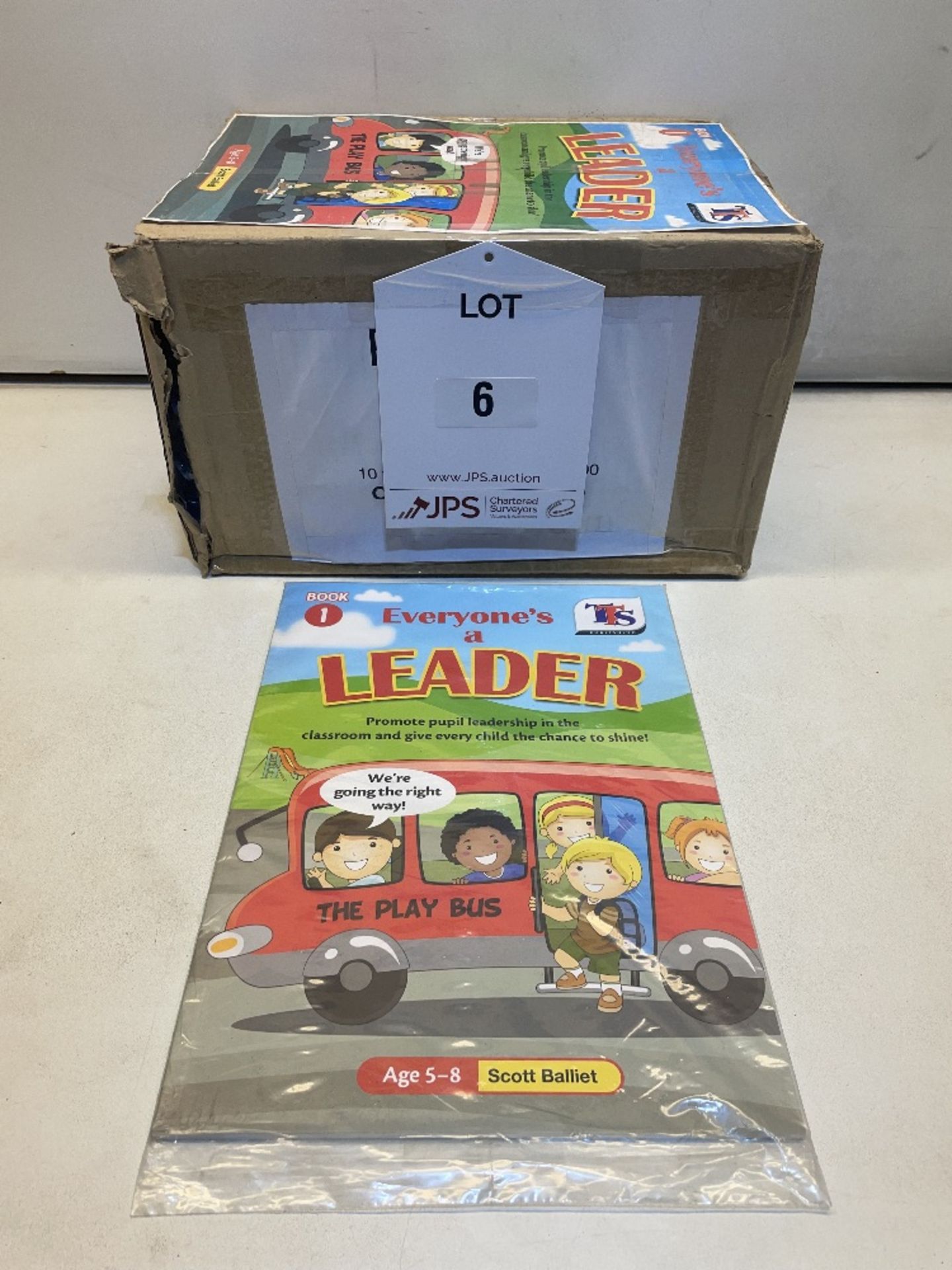 Approximately 230 x TTS Publishing PB00111 Age 5-8 'Everyones A Leader' Textbooks