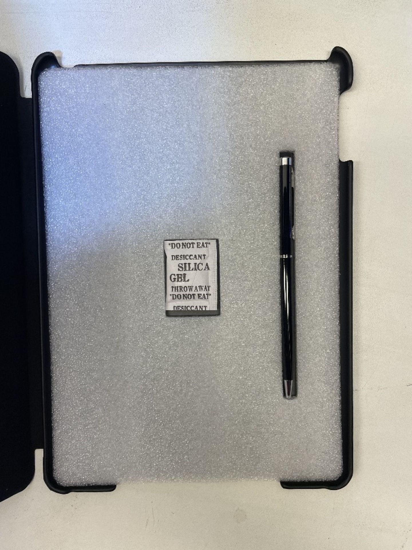 50 x TeckNet IT01021 Durable Tablet Cases w/ Screen Protectors - Image 6 of 6