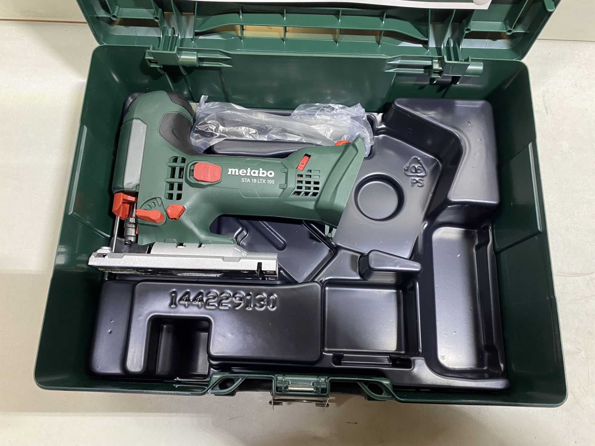 Metabo STA18LTX100 18v Li-ion Body Grip Jigsaw Bare Unit and Metaloc