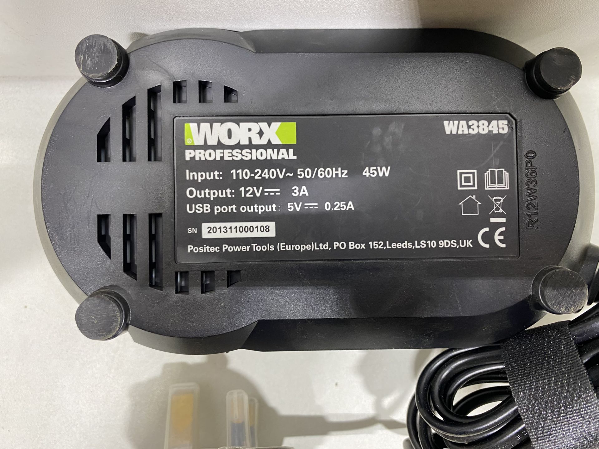 Worx Professional WU127 12Volt Lithium-Ion Drill/Driver & WORX WU024 18V Cordless Worklight Set w/ B - Image 14 of 18