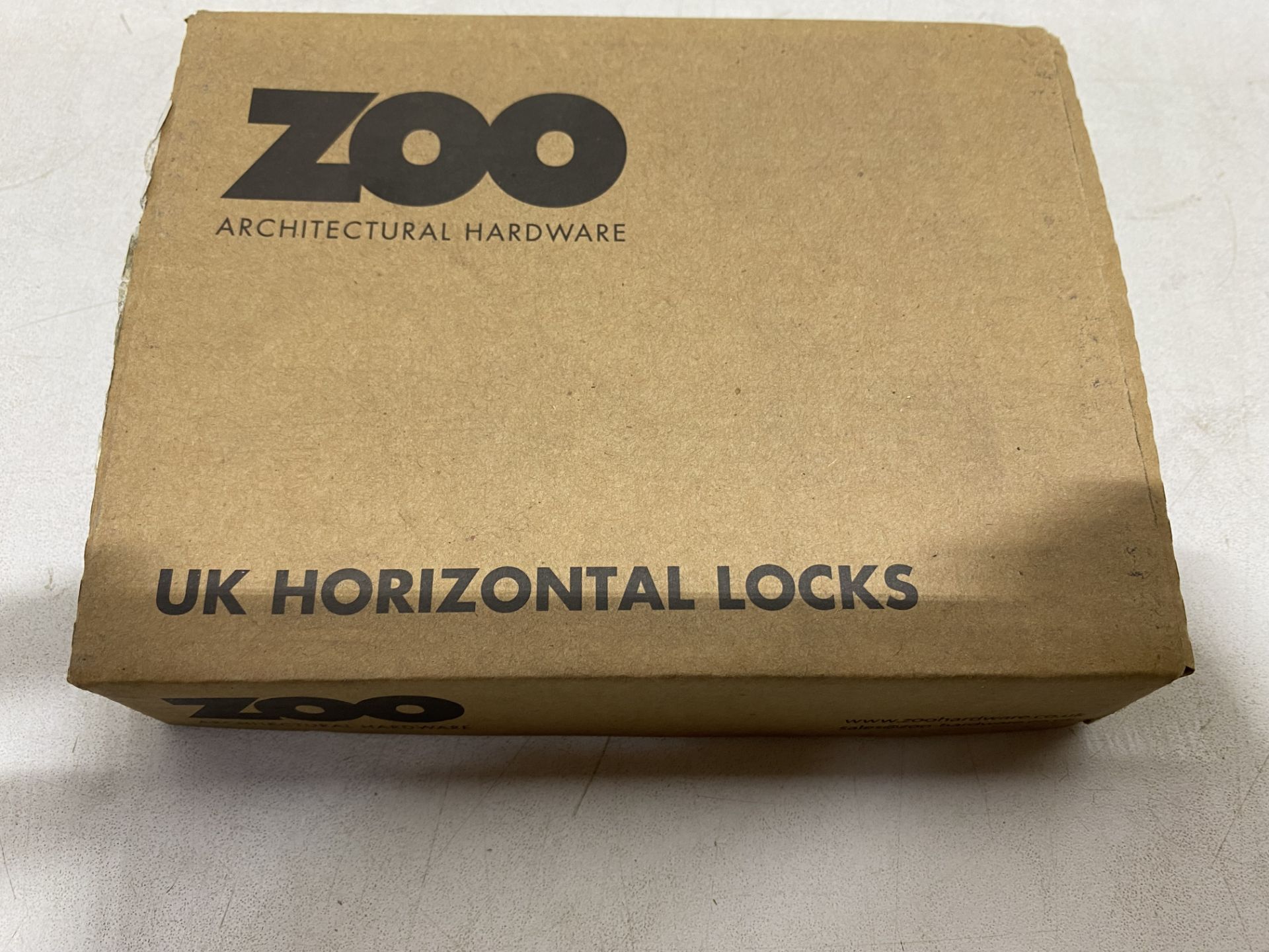 Mixed Lot Of 5 Various Zoo Hardware Horizontal Locks & Sash Locks - Image 4 of 5