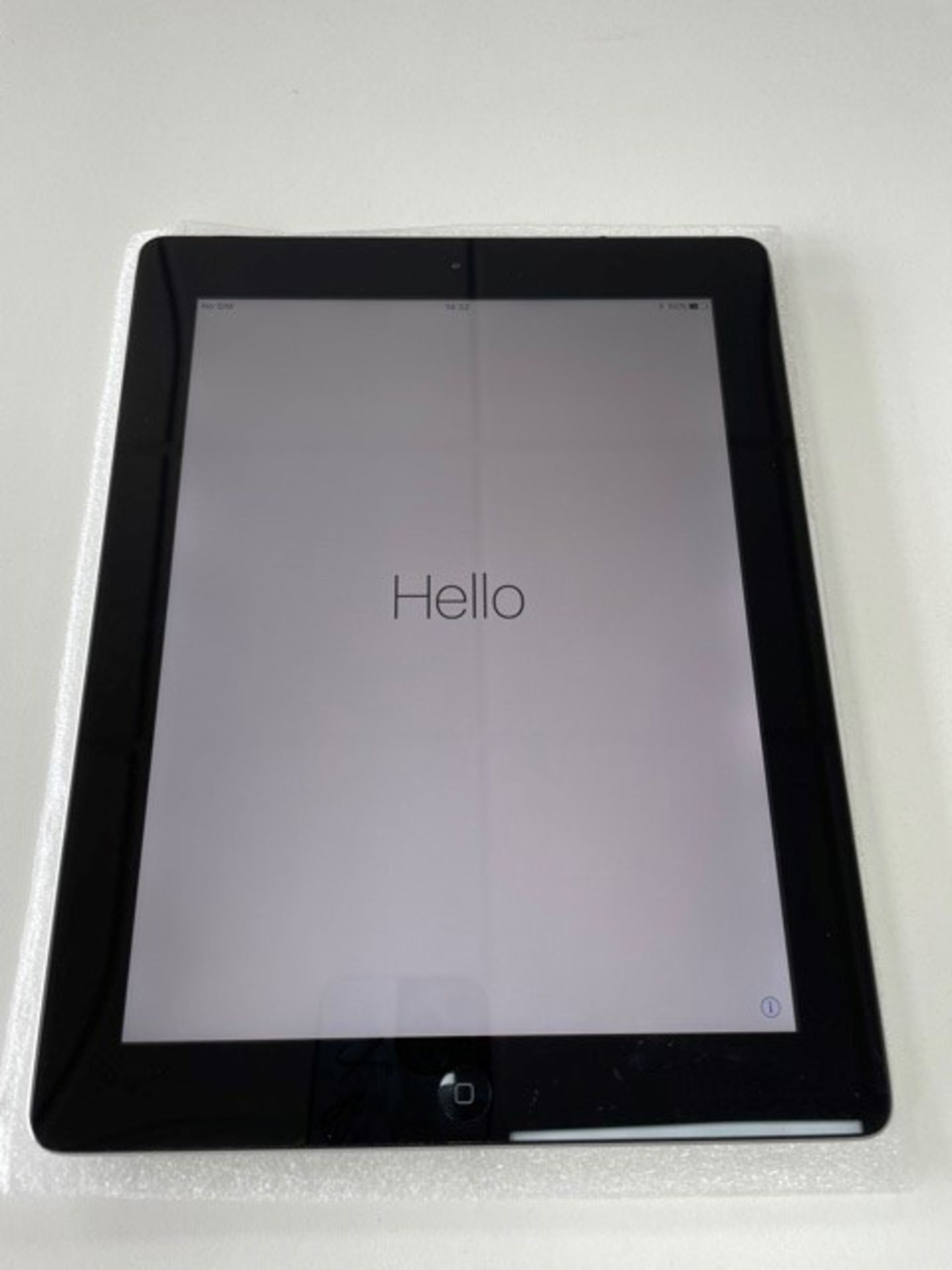 Used Apple iPad 4th Gen Media Tablet | 32GB | DMPJRUGHF18W