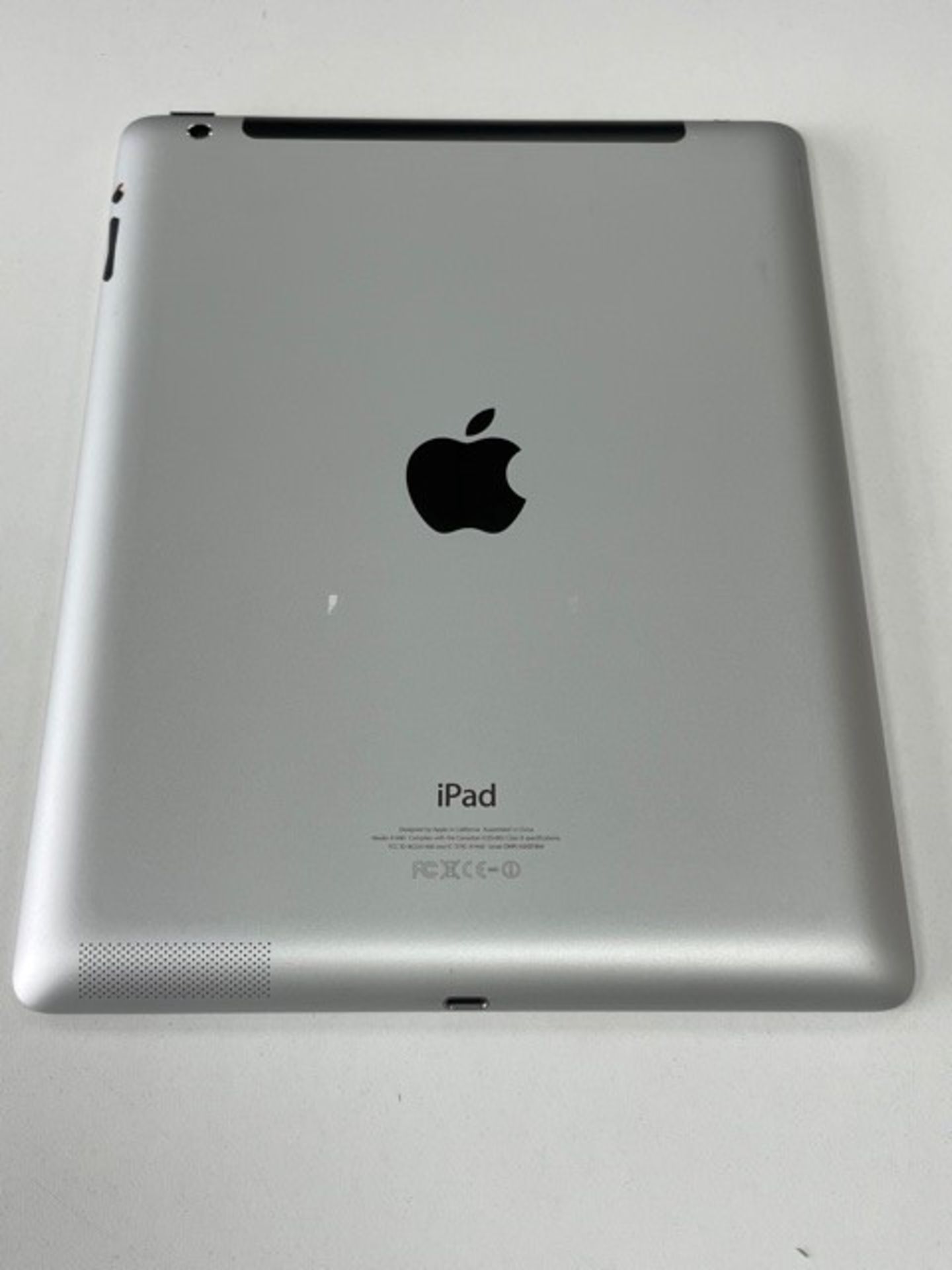 Used Apple iPad 4 Tablet | 32GB | DMPL4GH2F18W - Image 3 of 4