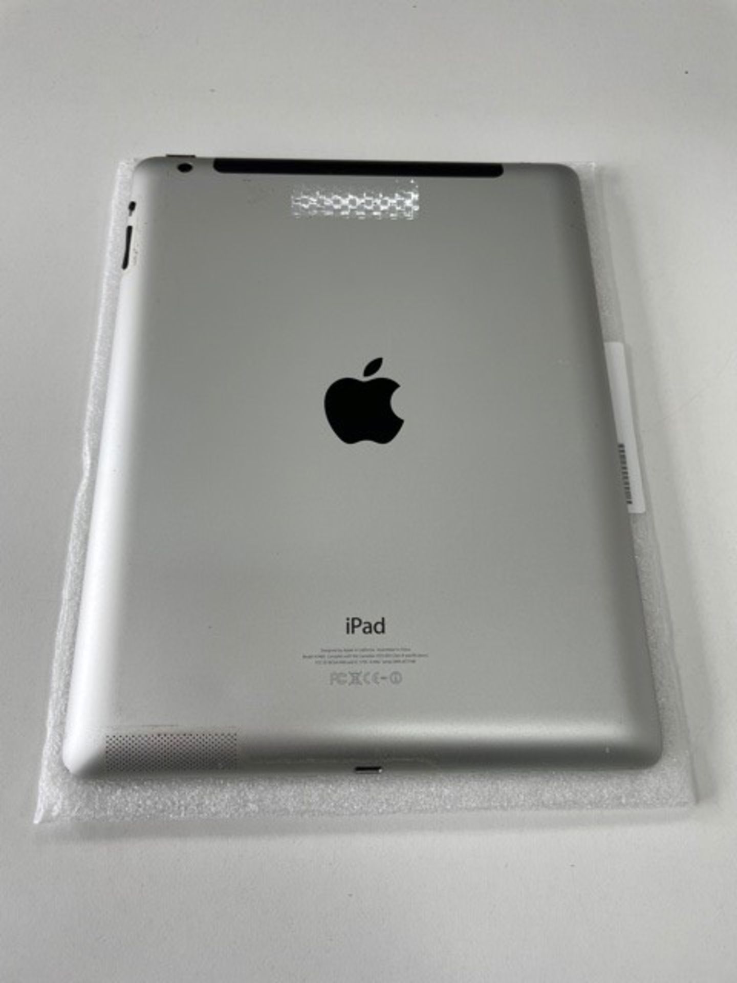 Used Apple iPad G4 Tablet | 16GB | DMPL48TTF18P - Image 2 of 3
