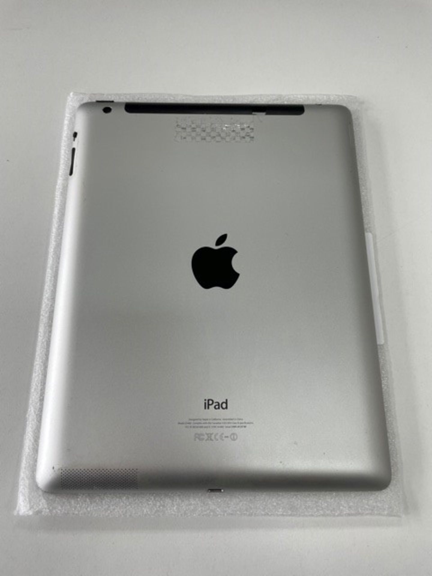 Used Apple iPad G4 Tablet | 16GB | DMPL4KQFF18P - Image 2 of 4