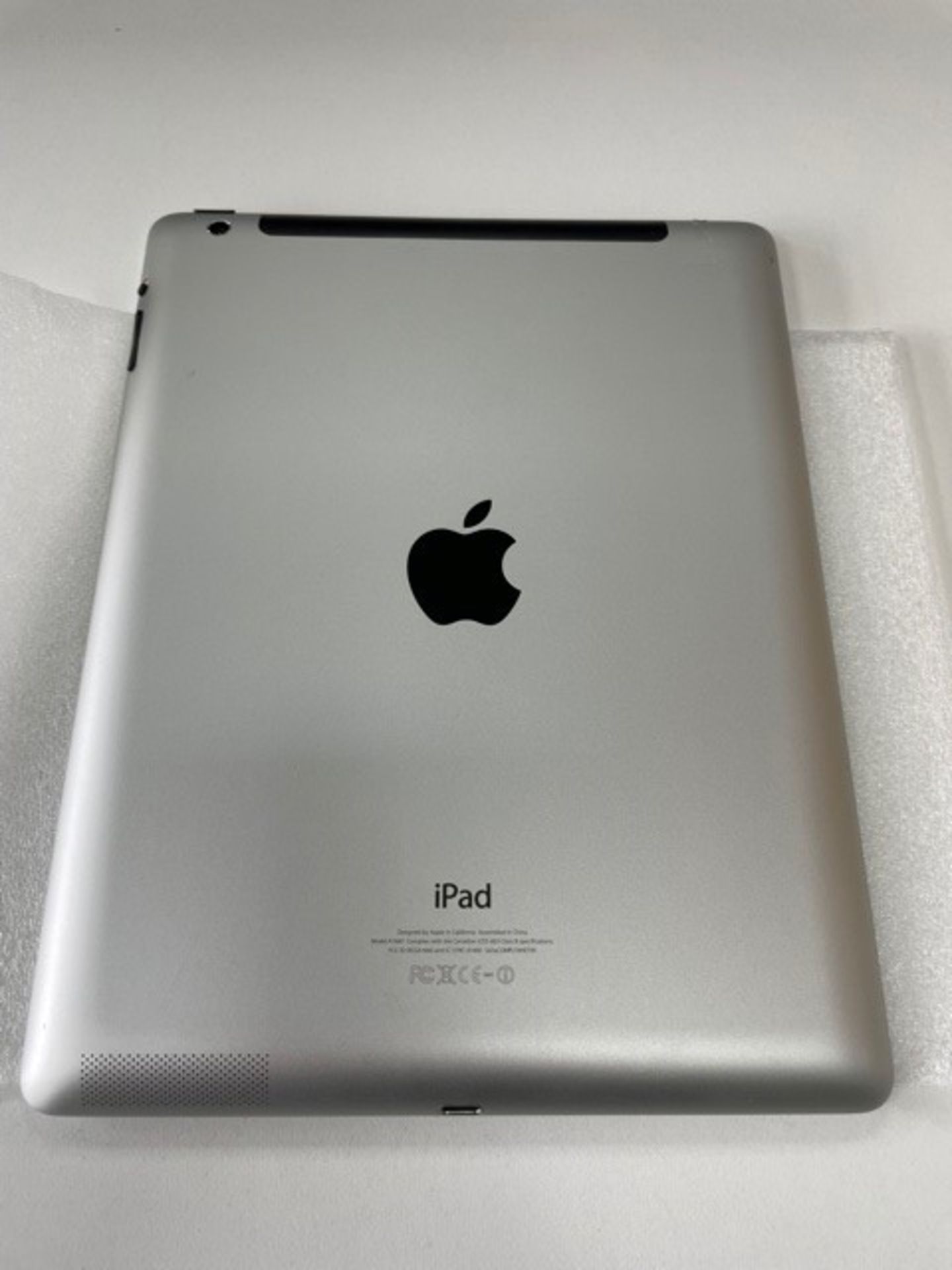 Used Apple iPad G4 Tablet | 32GB | DMPL7AHCF191 - Image 2 of 3