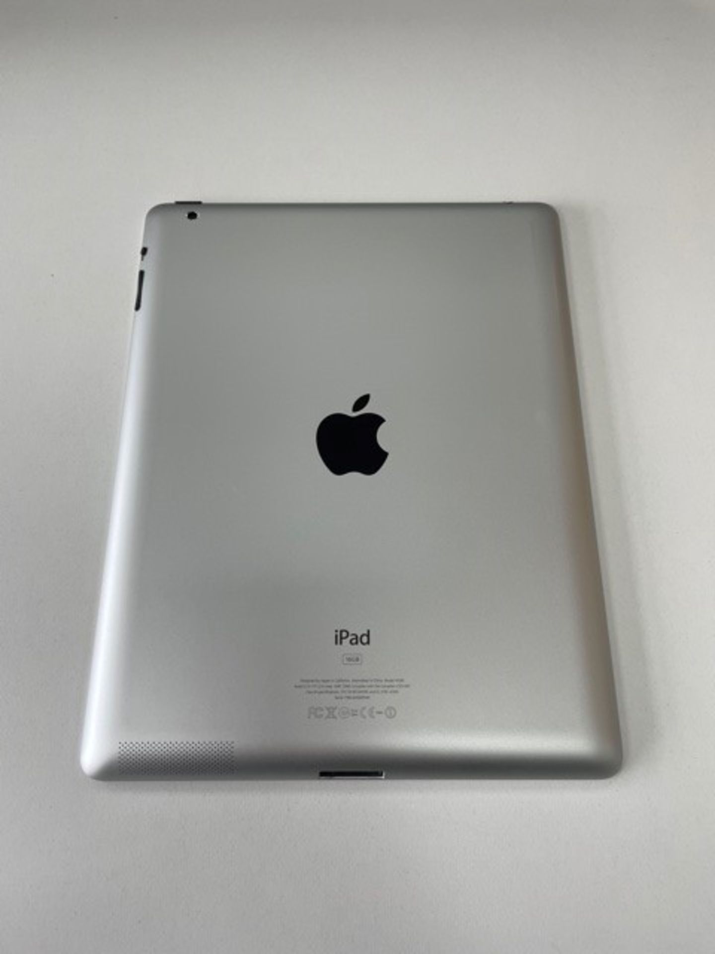 Used Apple iPad G2 Tablet | 16GB | F5RLX04QDFHW - Image 2 of 3