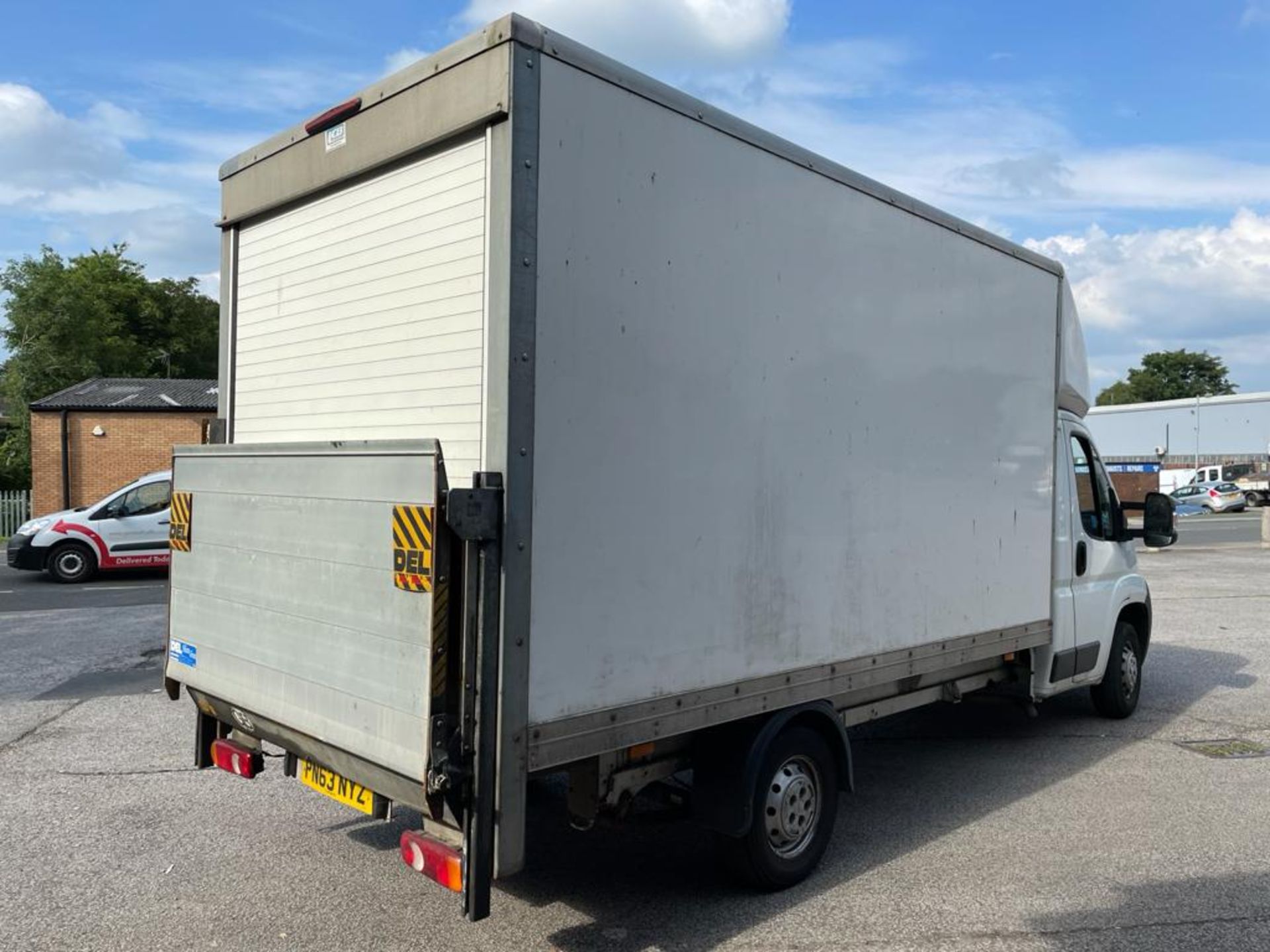 Citroen Relay 35 L3 HDI Diesel Luton Box Van w/ Tail-Lift | PN63 NYZ | 116,868 Miles - Image 4 of 10