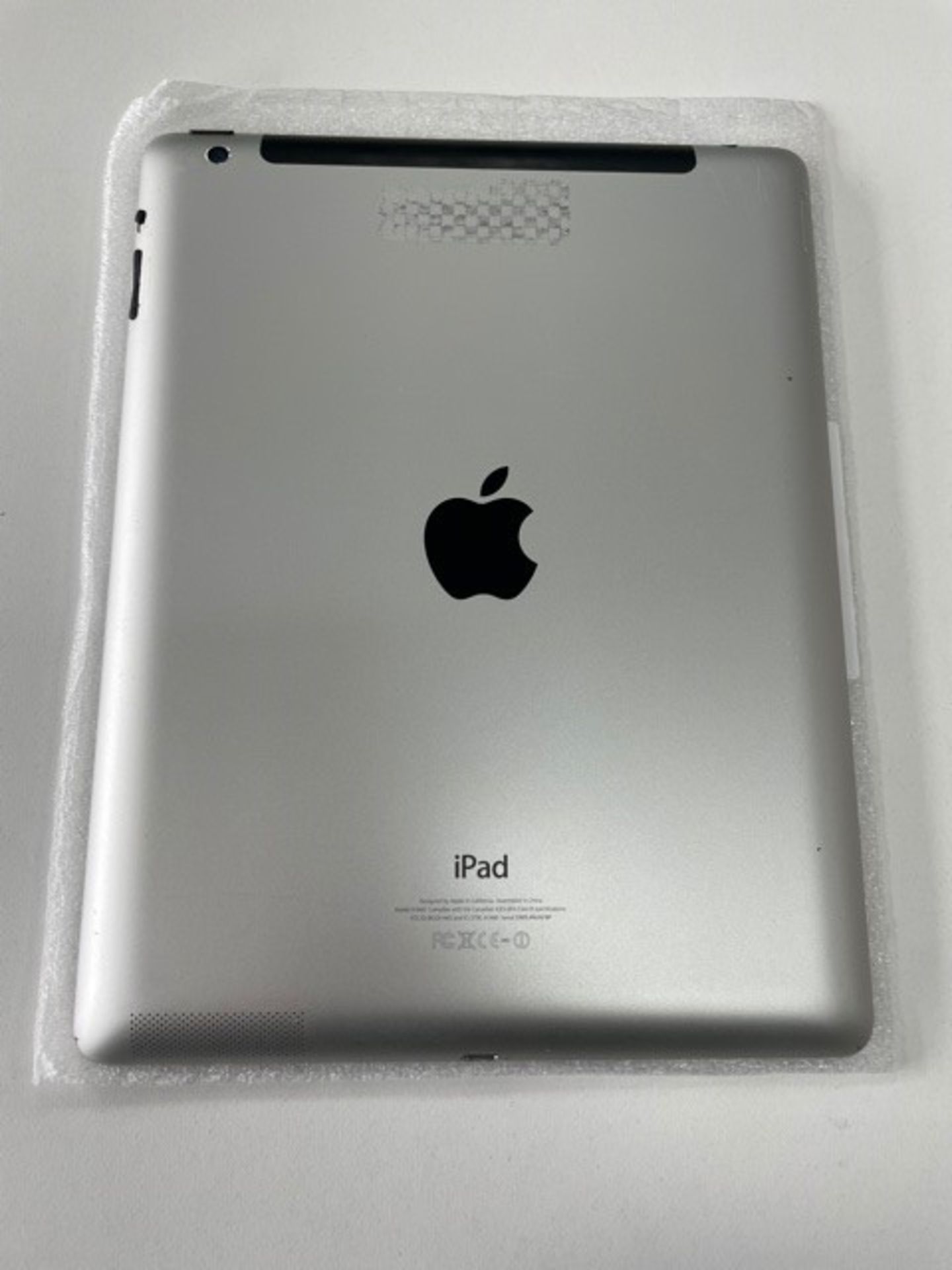 Used Apple iPad G4 Tablet | 16GB | DMPL4MUAF18P - Image 2 of 4