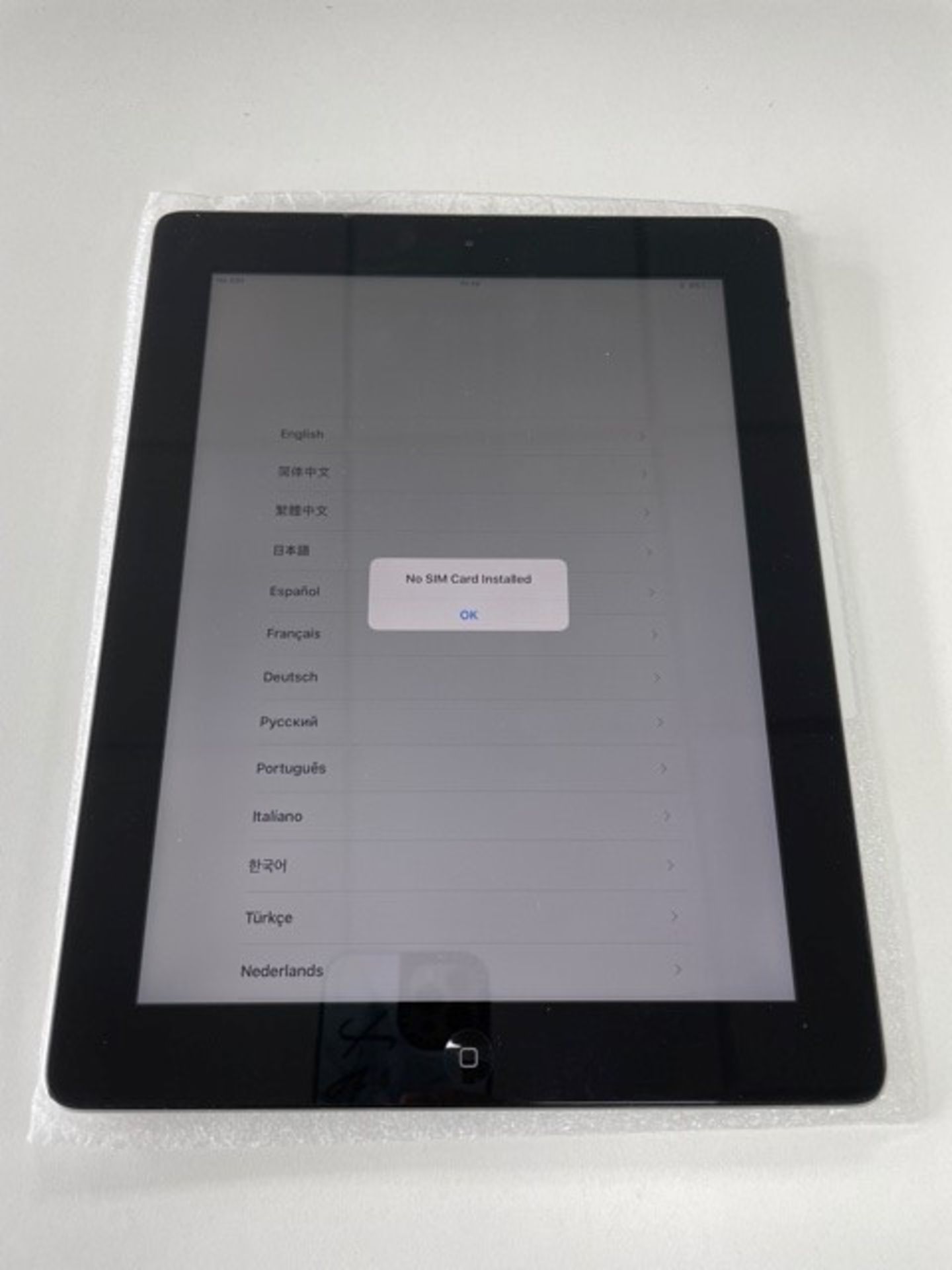 Used Apple iPad G4 Tablet | 16GB | DMPK5E25F18P - Image 3 of 4