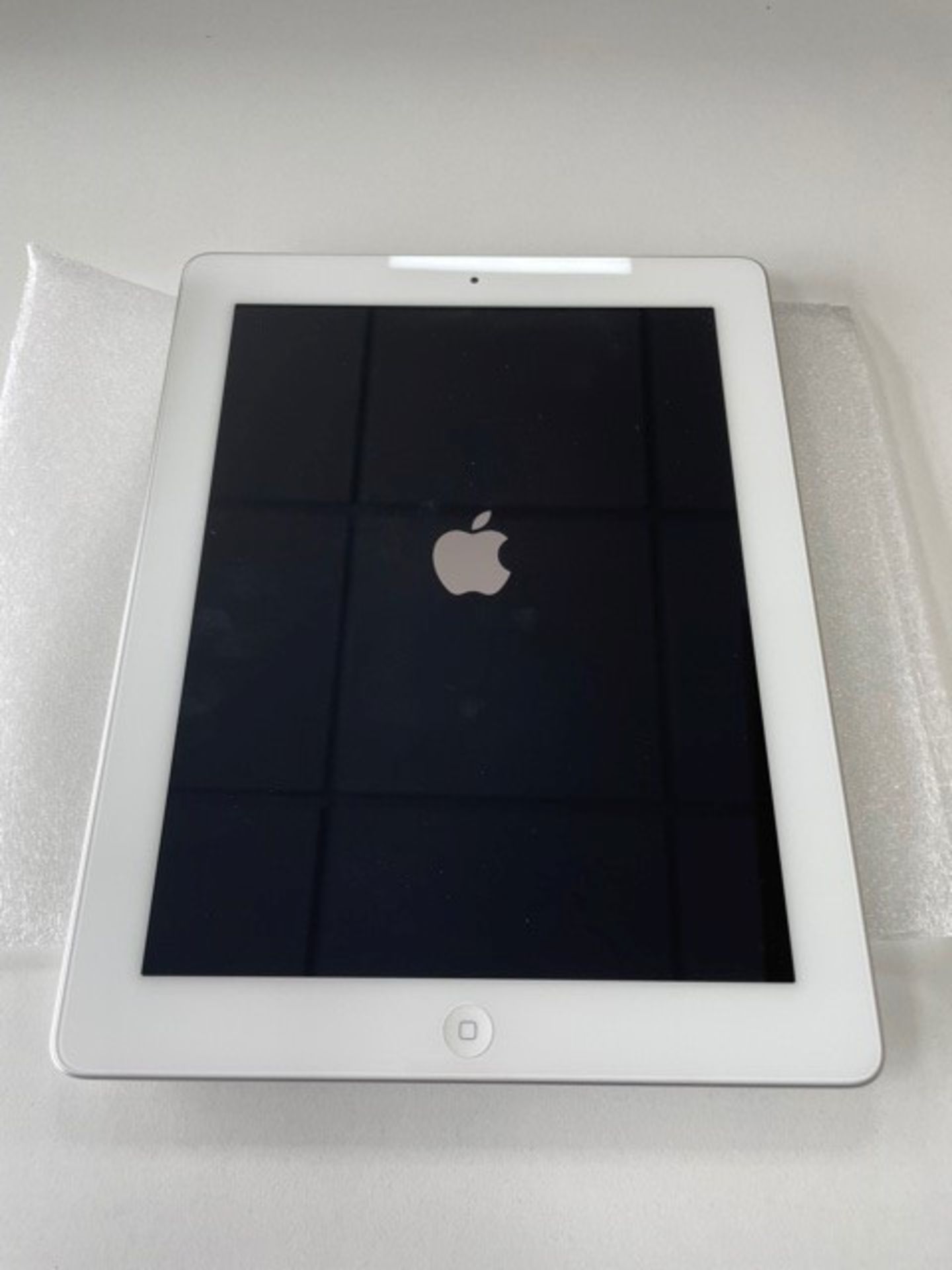 Used Apple iPad G4 Tablet | 32GB | DMPL7AZWF191 - Image 2 of 5