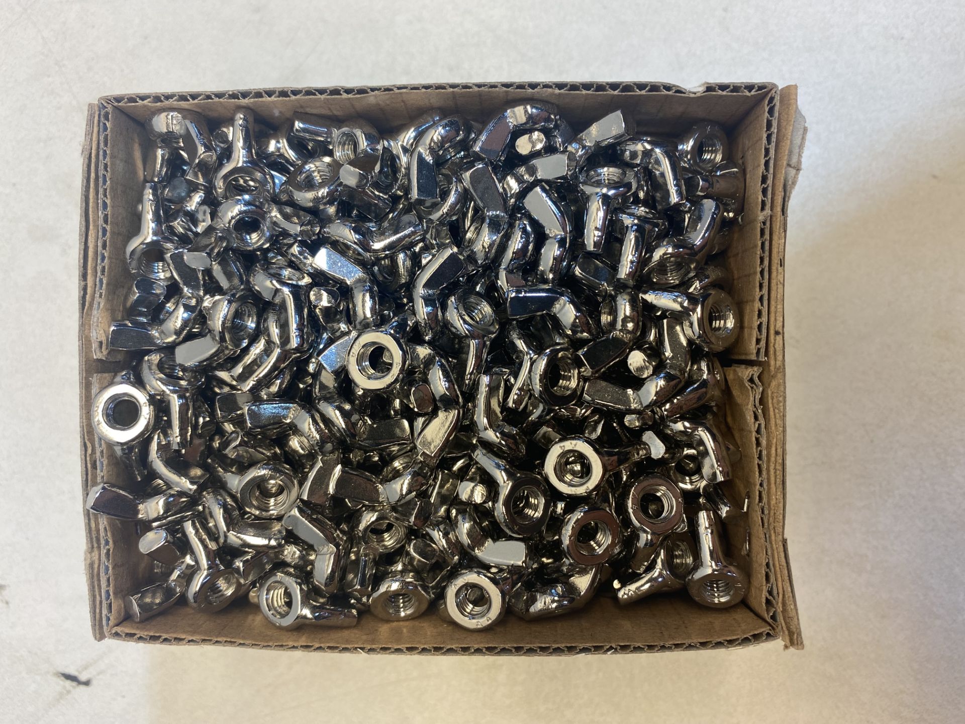 10 x Boxes Of Woodstock Industrial Supplies M5 A4 Stainless Steel Wing Nuts ( 500 Per Box ) - Image 2 of 3