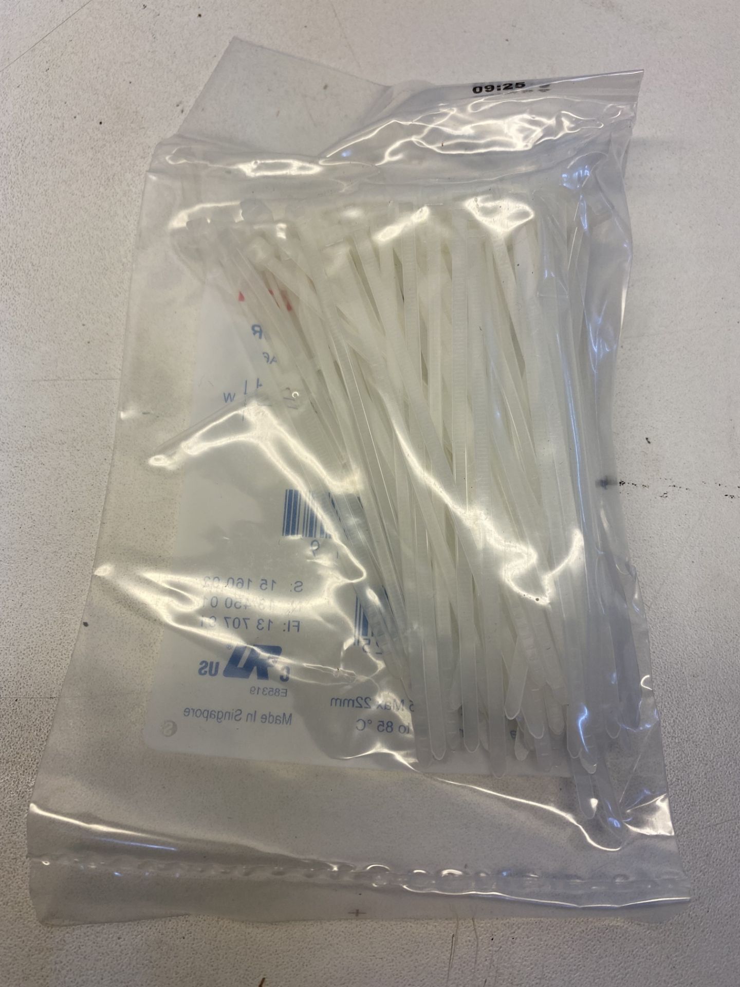 150 x Packs Of Hellermann Tyton 111-01919 Cable Ties, 10mm x 2.5mm ( 100 Per Pack )