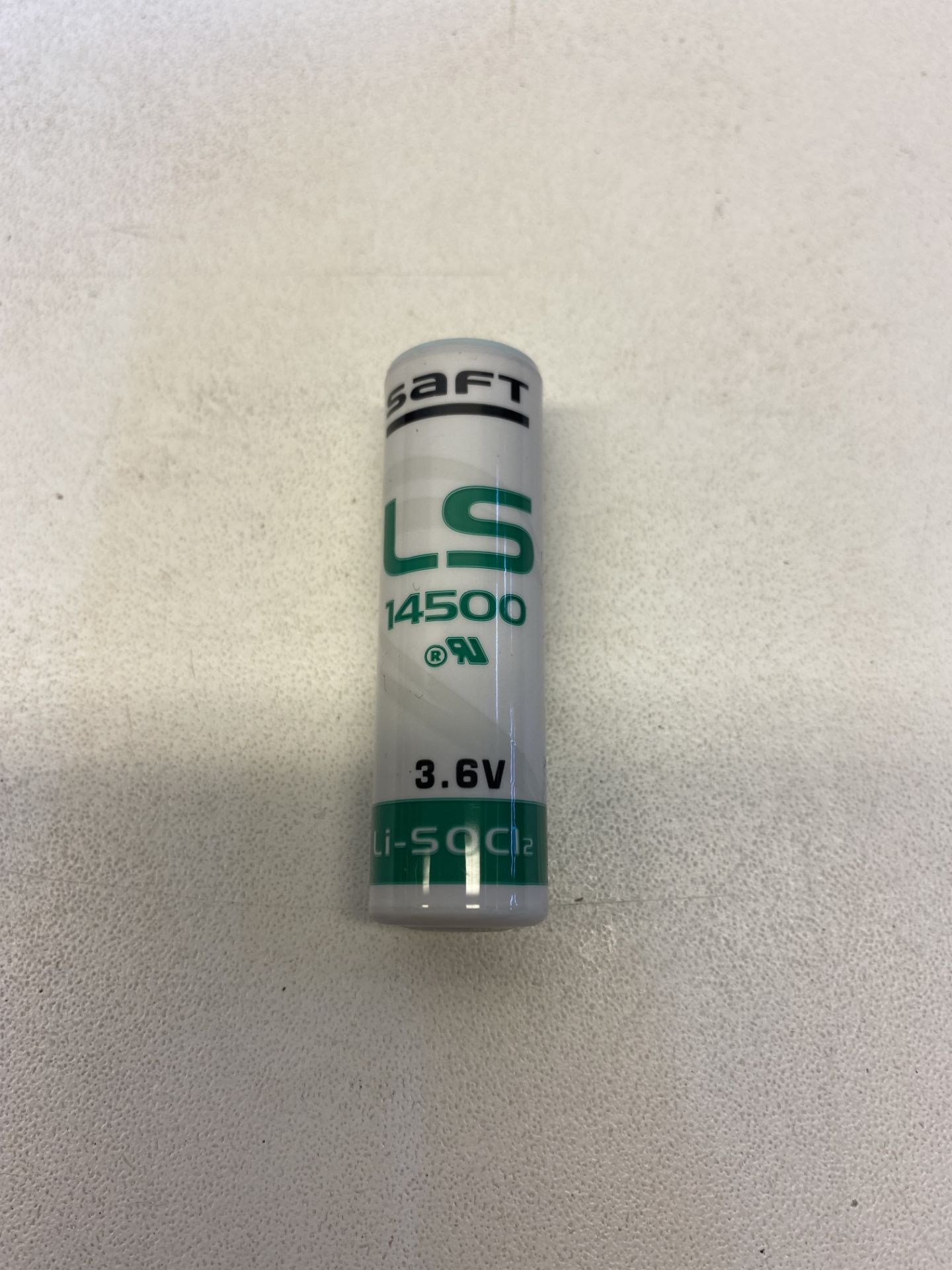 Approximately 237 x Saft LS14500 LI-SOC12 3.6v AA Batteries