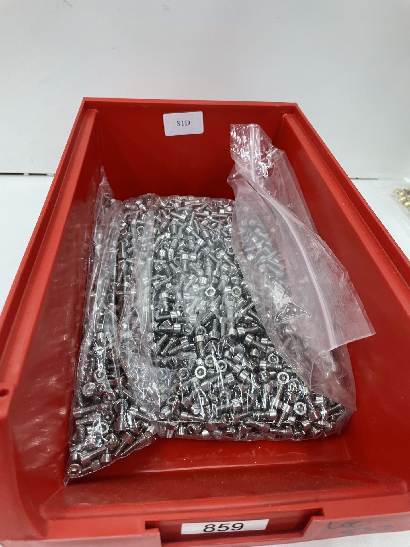 Approximately 70000 x Various Screws | Hex Counter Sunk & Socket Cap Styles and others - Image 4 of 20