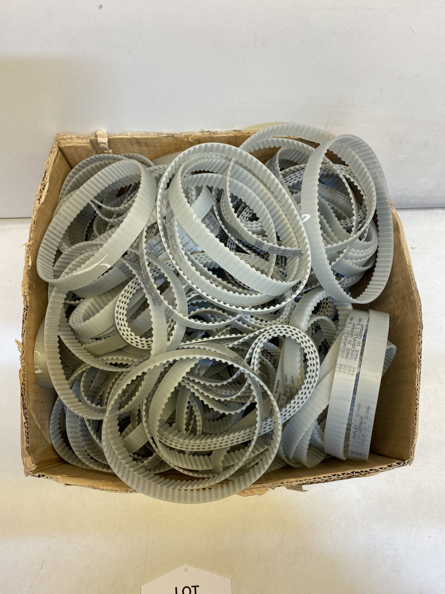 Approx 300 x Rubber Tooth Belts / Cam Belts - Image 3 of 3