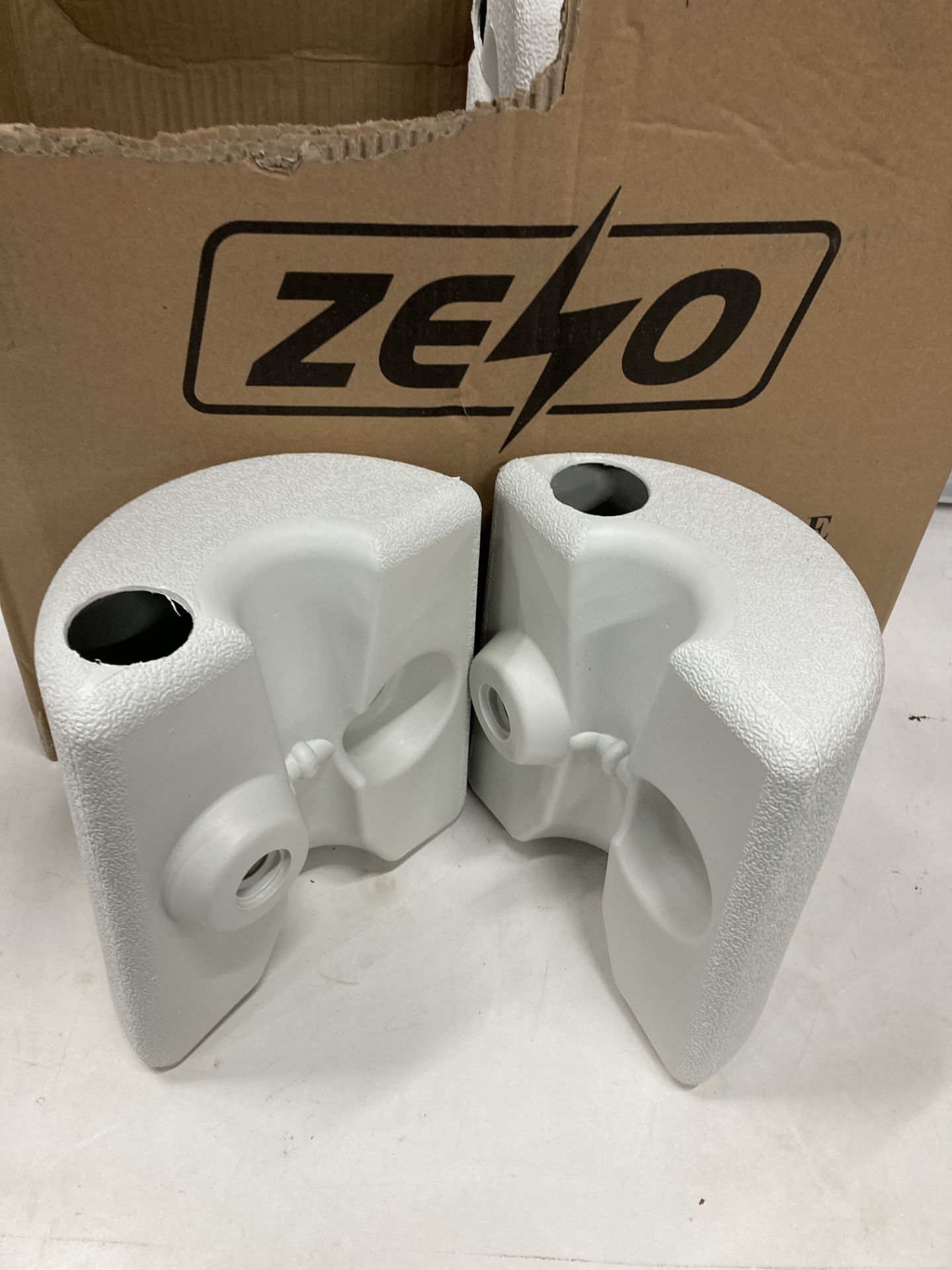 Zeso 4 Piece Gazebo Feet Set - Image 3 of 4