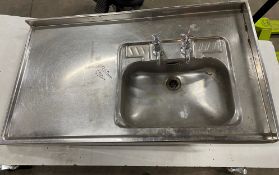 Stainless Steel Double Tapped Sink w/Drainer