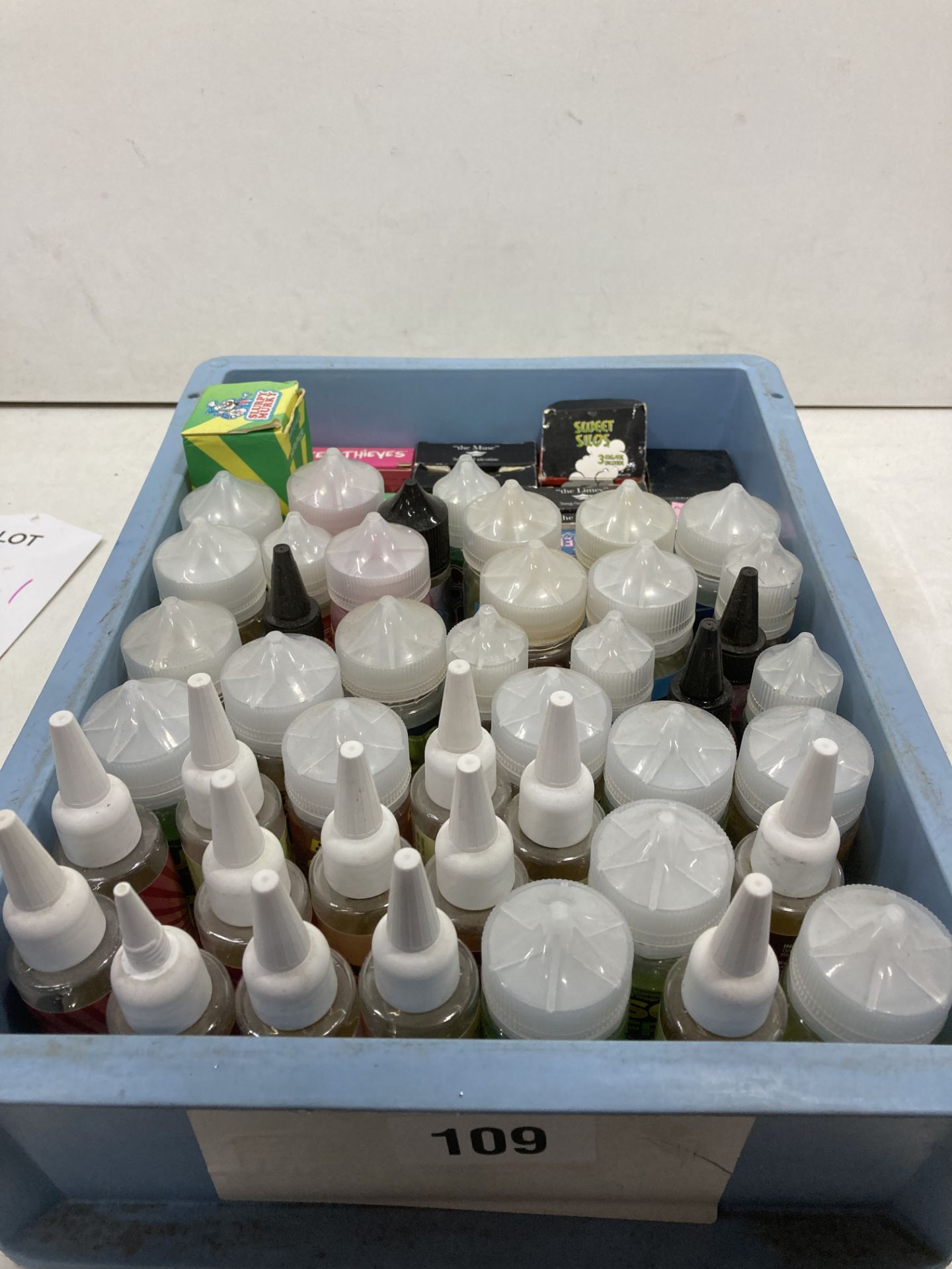 Approximately 30 Various Vape Liquids As Pictured - Bild 2 aus 3