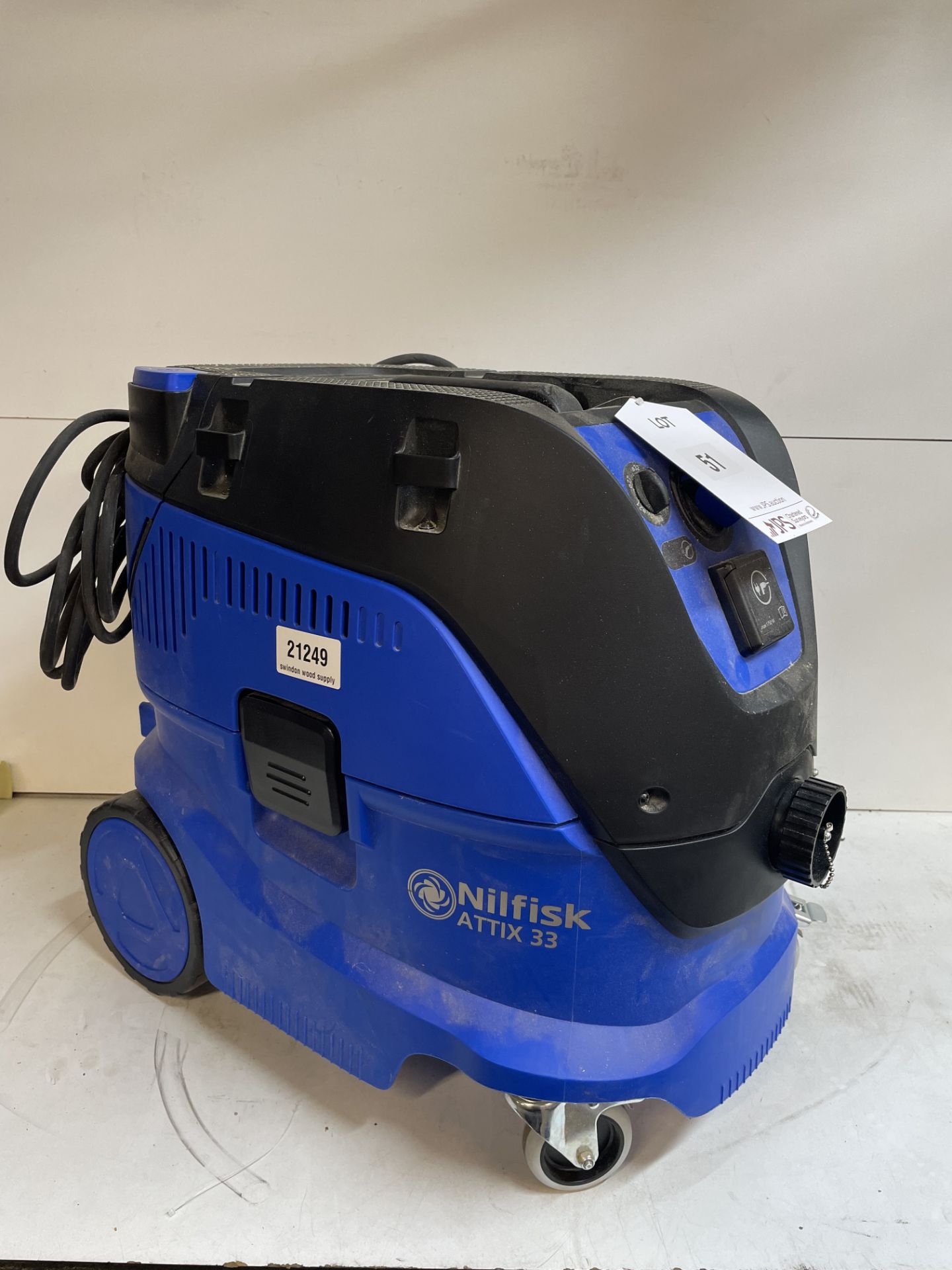 NilFisk Attix 33-2M PC Industrial Vacuum Dust Extractor