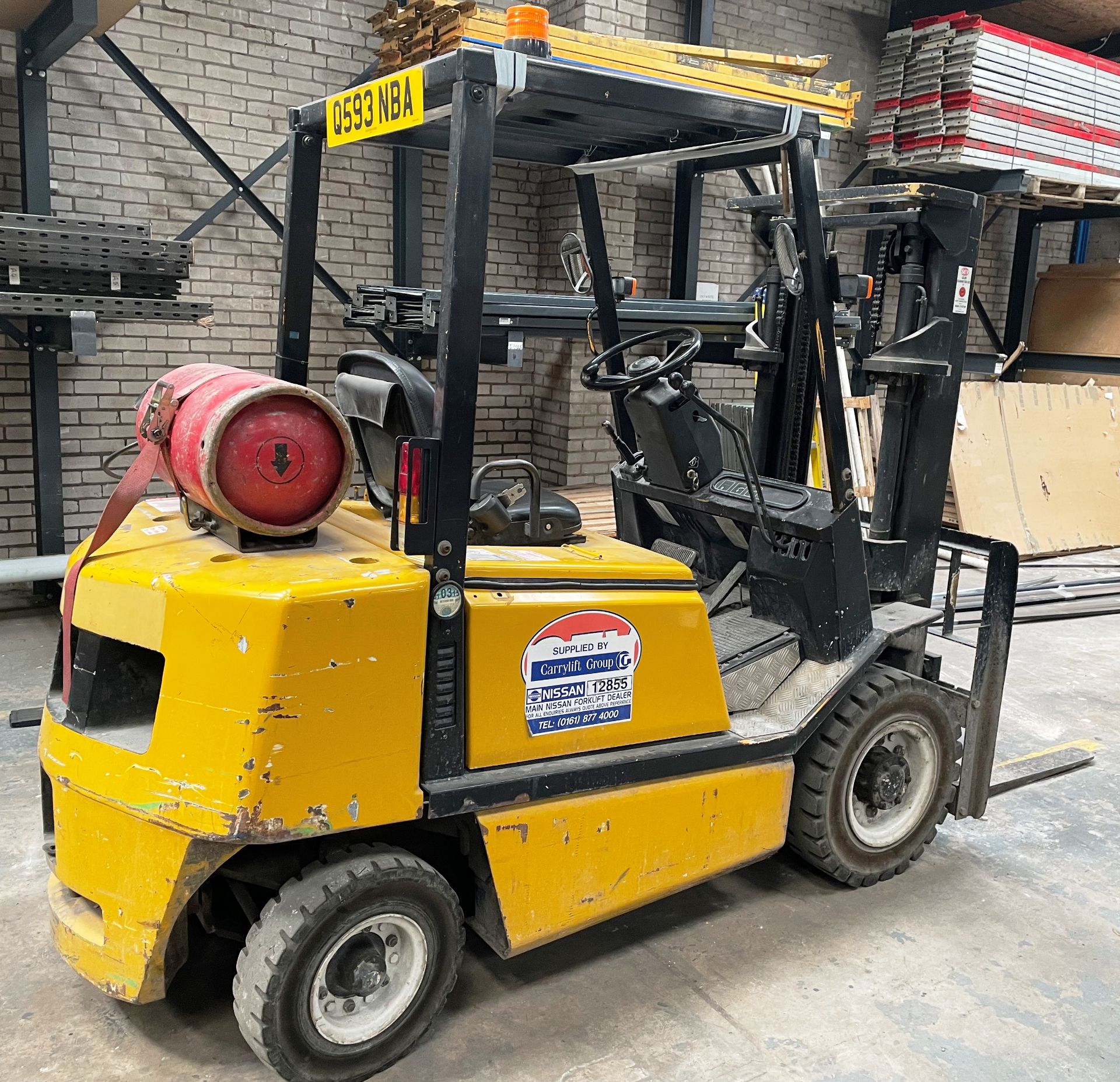 Yale FG25PVIF2 2.5T Gas Forklift | Hours: 6,181 - Image 3 of 12