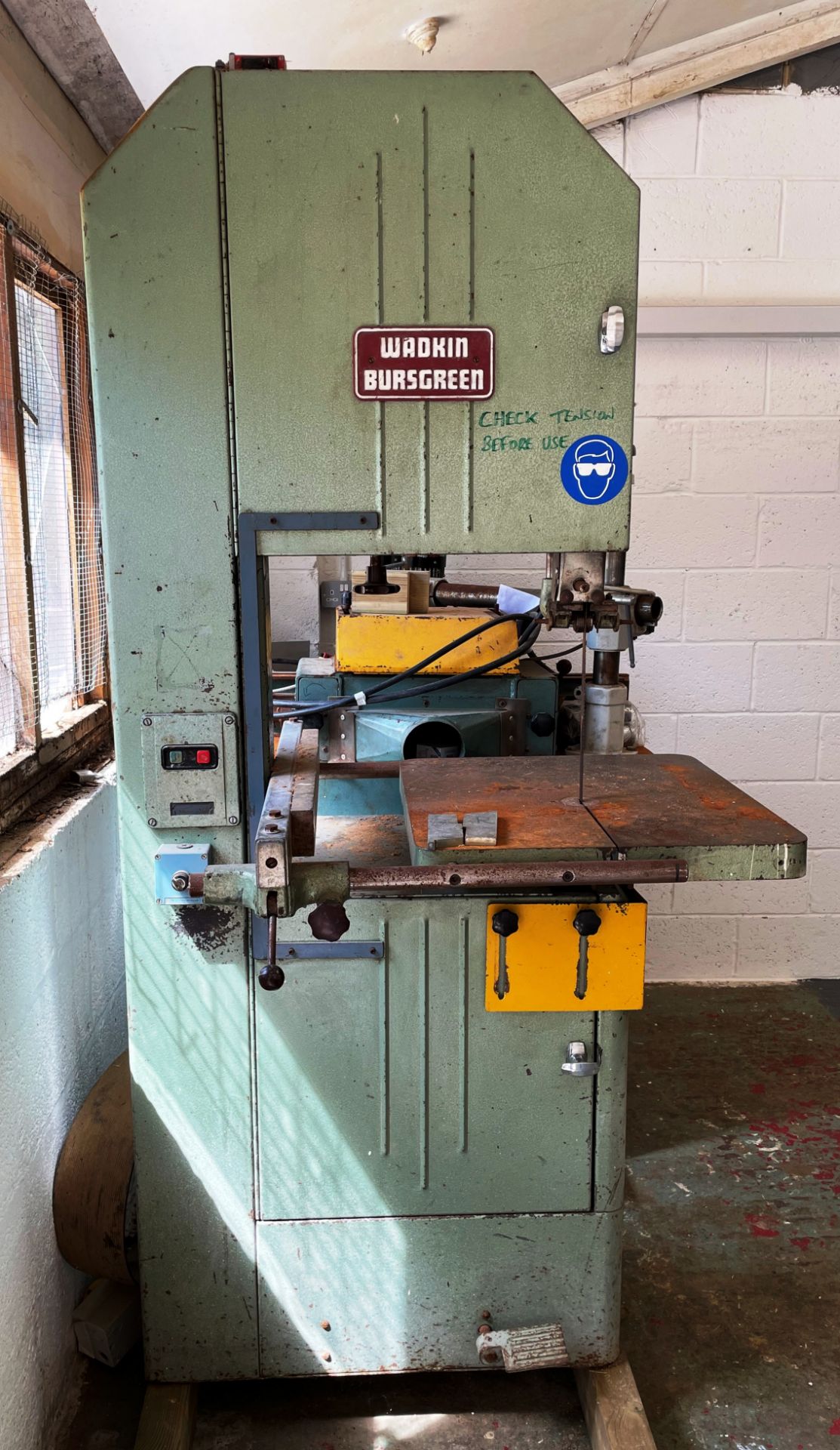 Wadkin Bursgreen Woodworking Vertical Bandsaw - Image 2 of 9