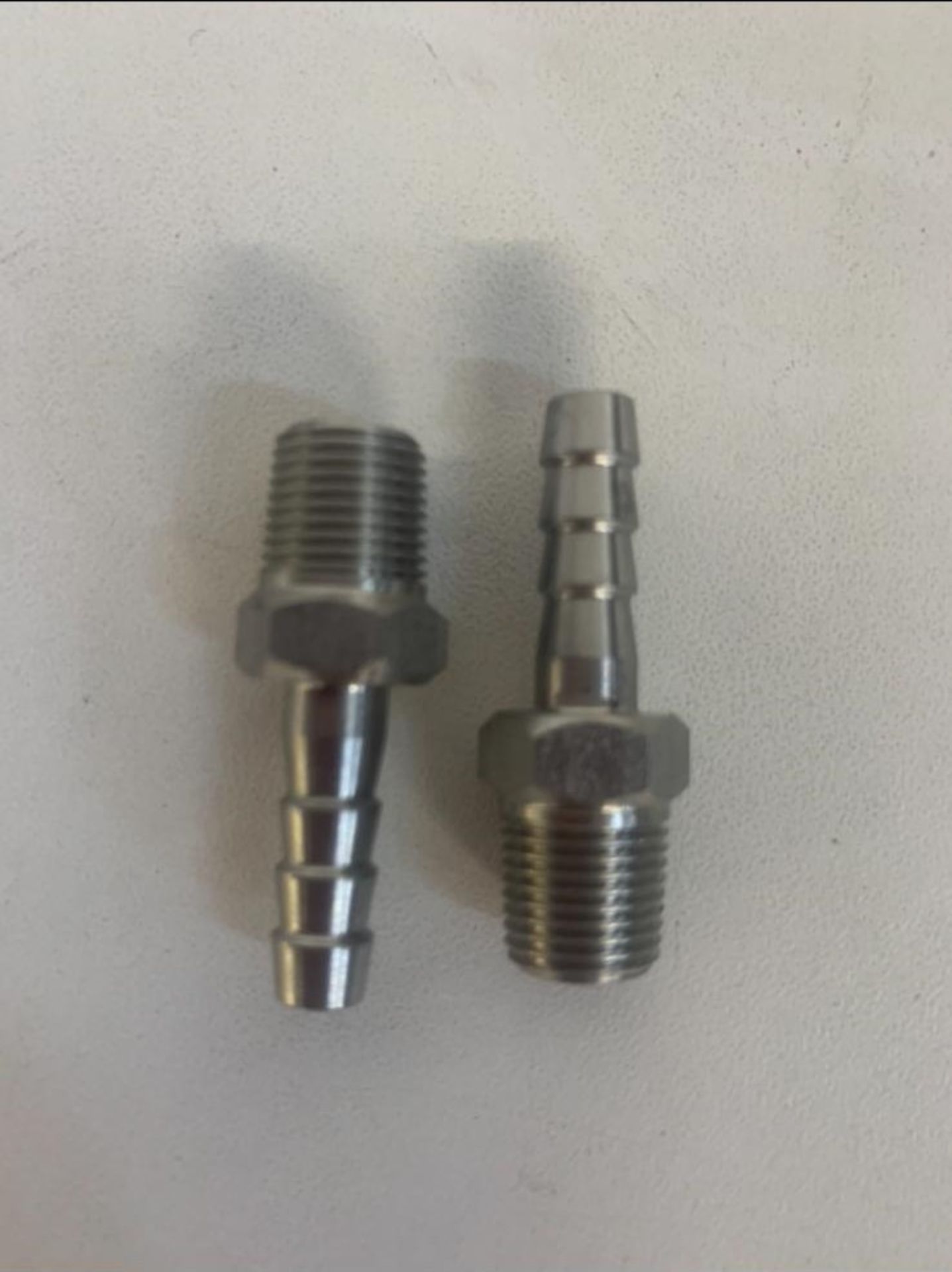 Approx 2600 x Stainless Steel Tube/Adapter Connectors