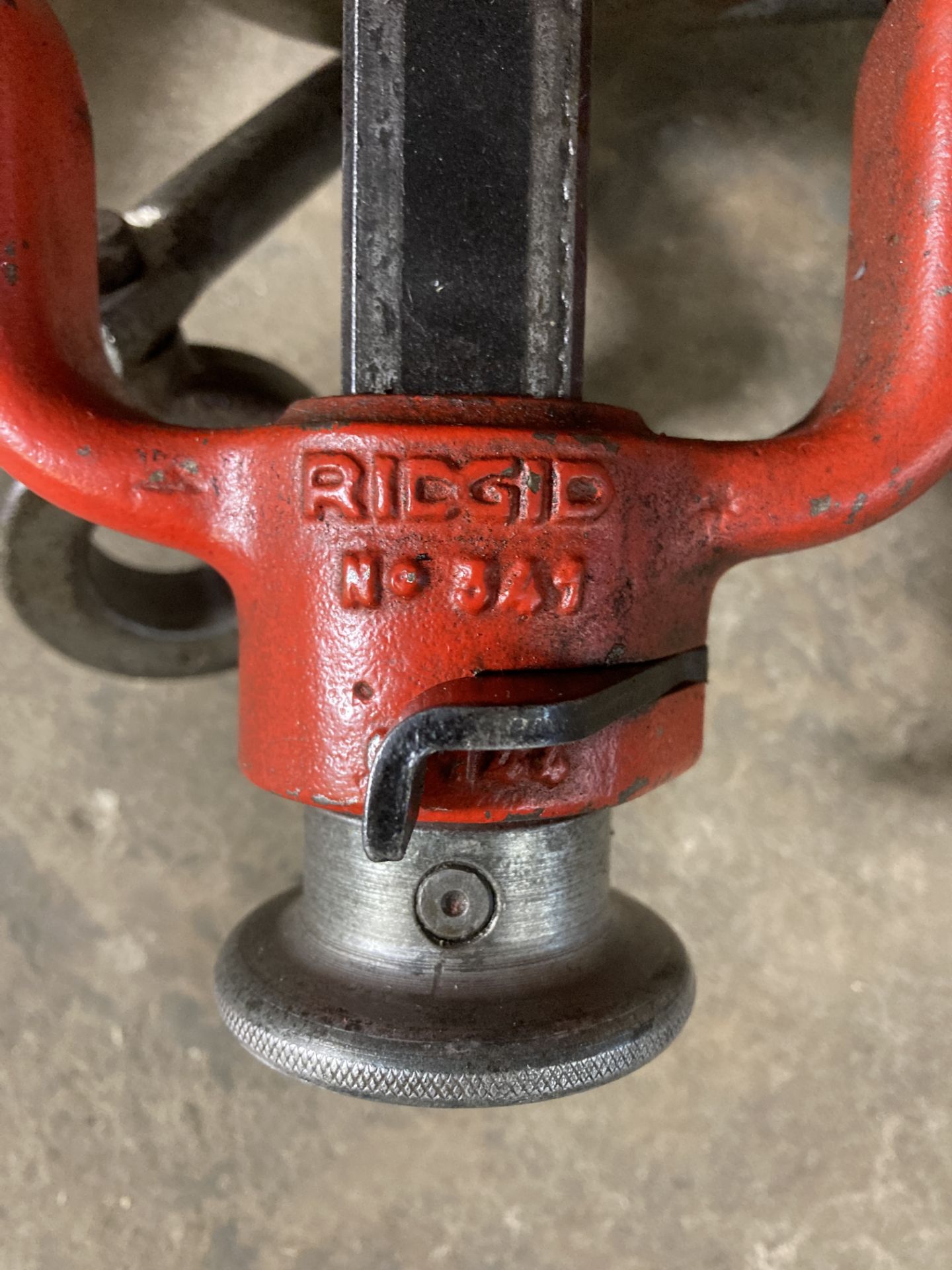 RIDGID 300 C 115 V, 25 - 60 Hz Universal, Manual Oiling Threading Machine - Image 7 of 10