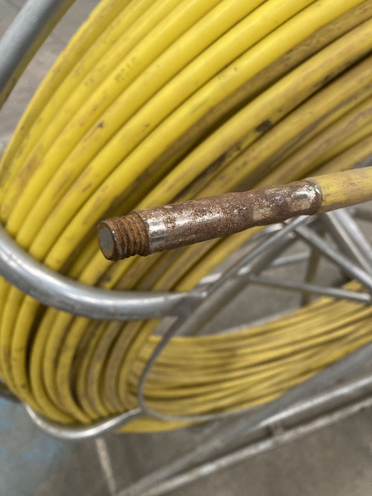 Dispensing Reel of 15mm Plastic Tubing - Image 4 of 6