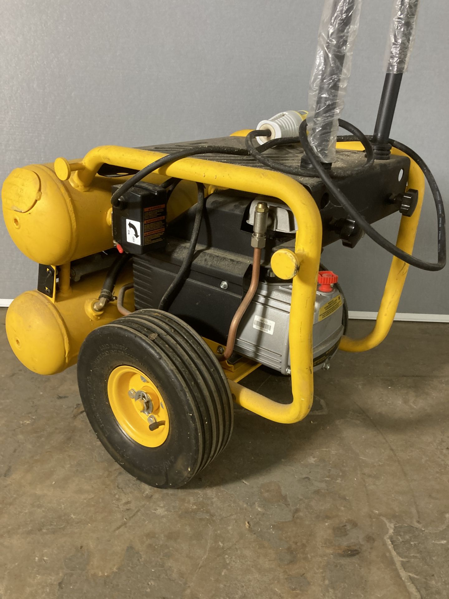 DeWalt 16 Litre Compressor | DPC16PS-CX - Image 6 of 6