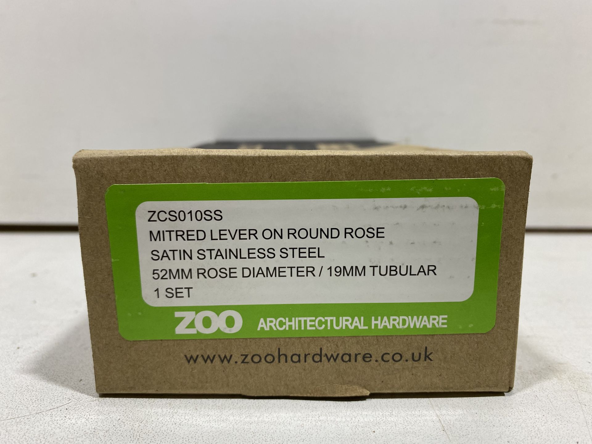 5 x Zoo Hardware - ZCS010SS 19mm Mitred Lever On Round Rose - Image 2 of 3