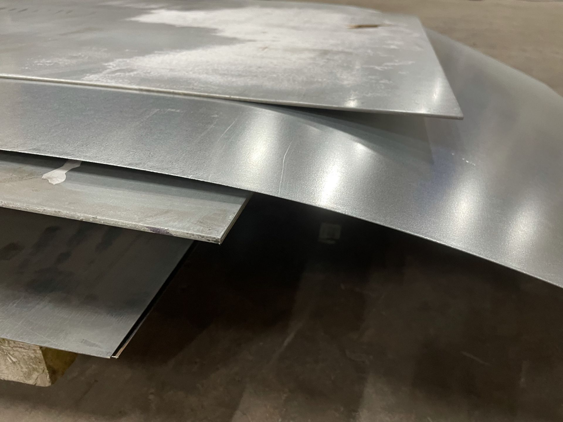 8 x 1mm Sheets of Galvanised Steel in Various Sizes | See Description - Image 3 of 5