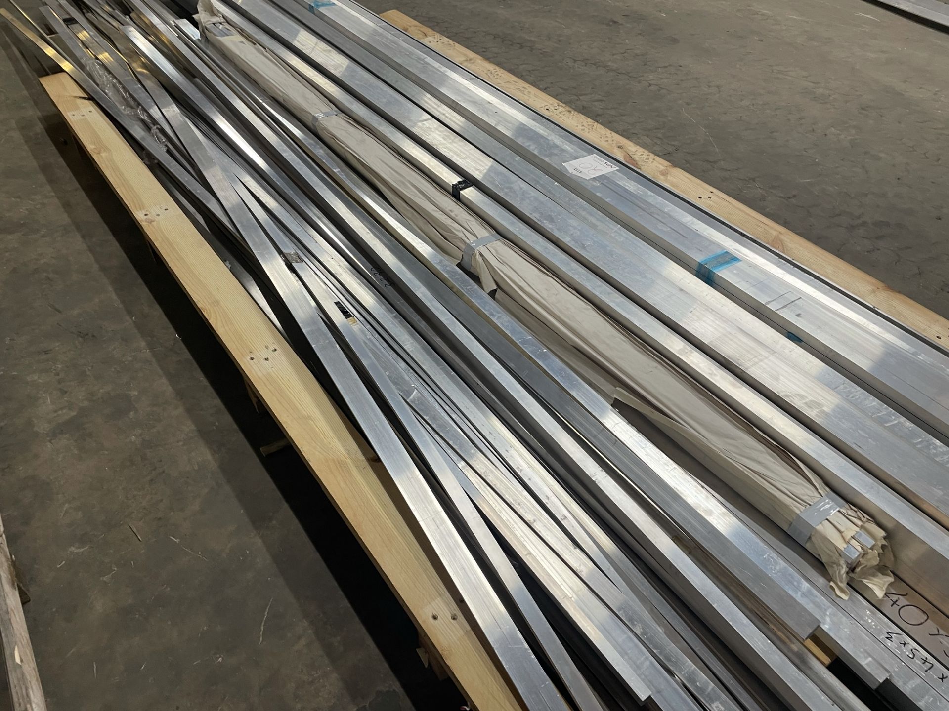 Large Quantity of Aluminium Metal Stock as per Photos - Image 6 of 9