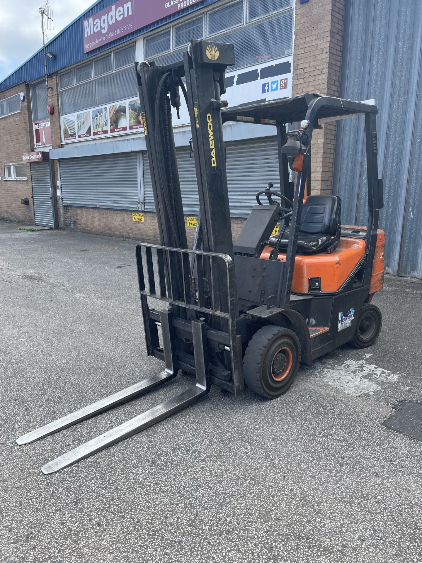 Doosan D18S-2 1.75 Tonne Diesel Forklift Truck w/ Sideshift | 8,123 Hours - Image 3 of 9