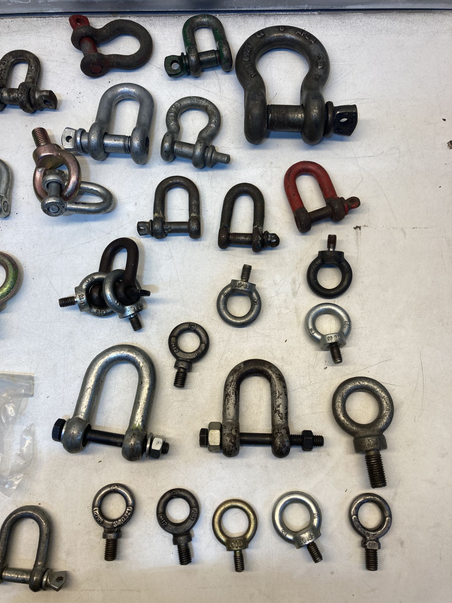 Large Quantity of Various Shackles and Lifting Eyes As Pictured - Image 3 of 3