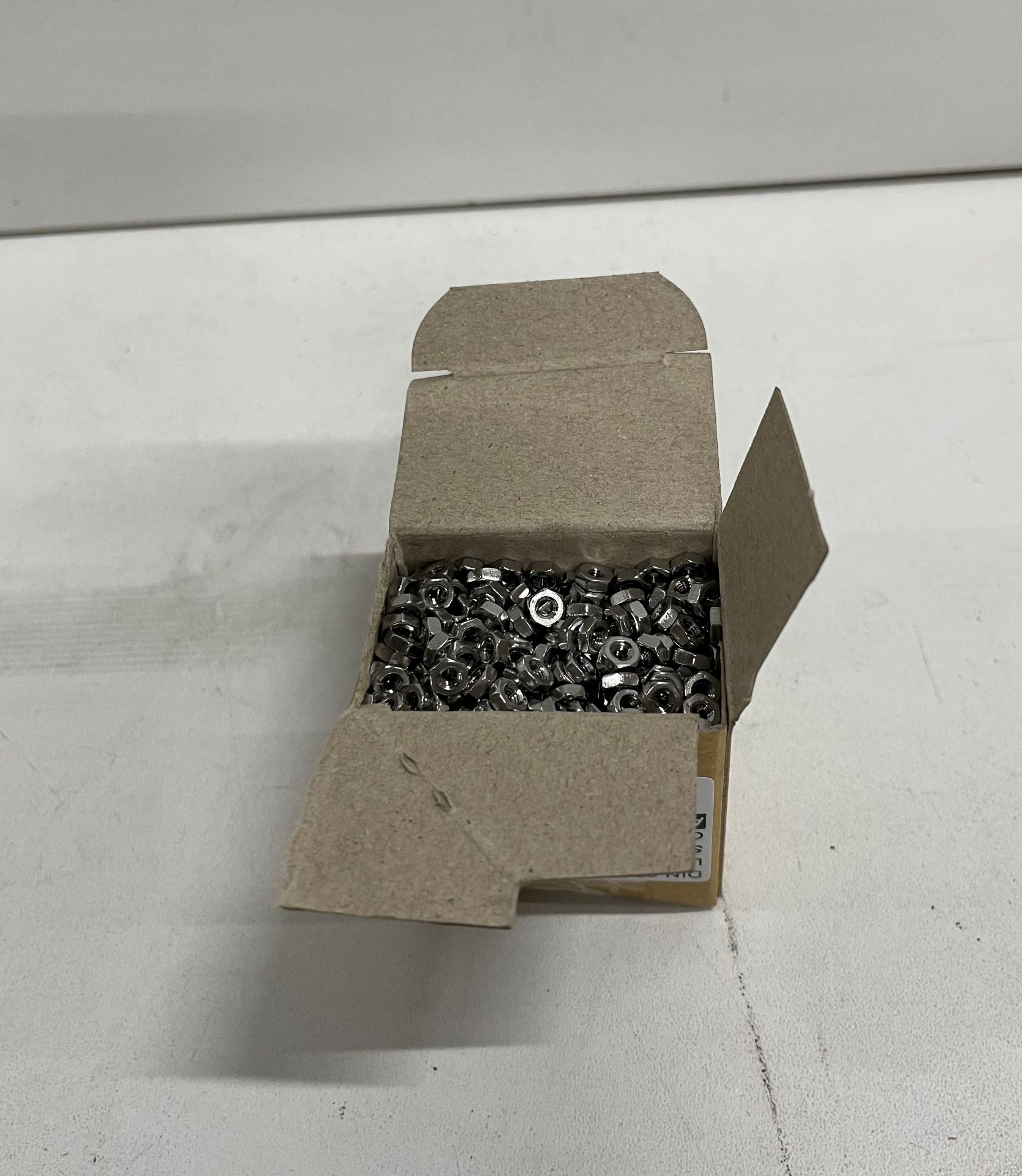 16 x 1000pcs Hex Nuts | Size m2.5-p0.45 - Image 2 of 3