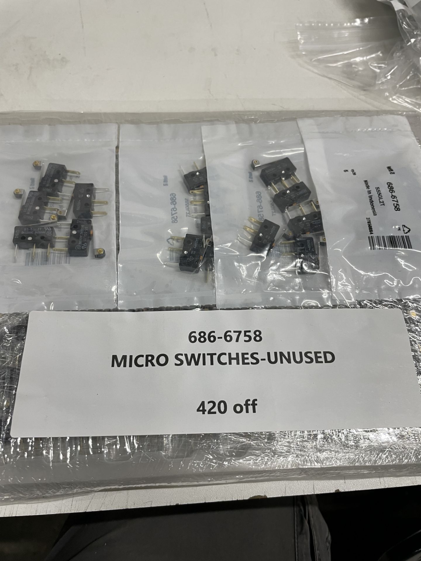 Box of Various Electrical Components and Connectors | See pictures - Image 6 of 9