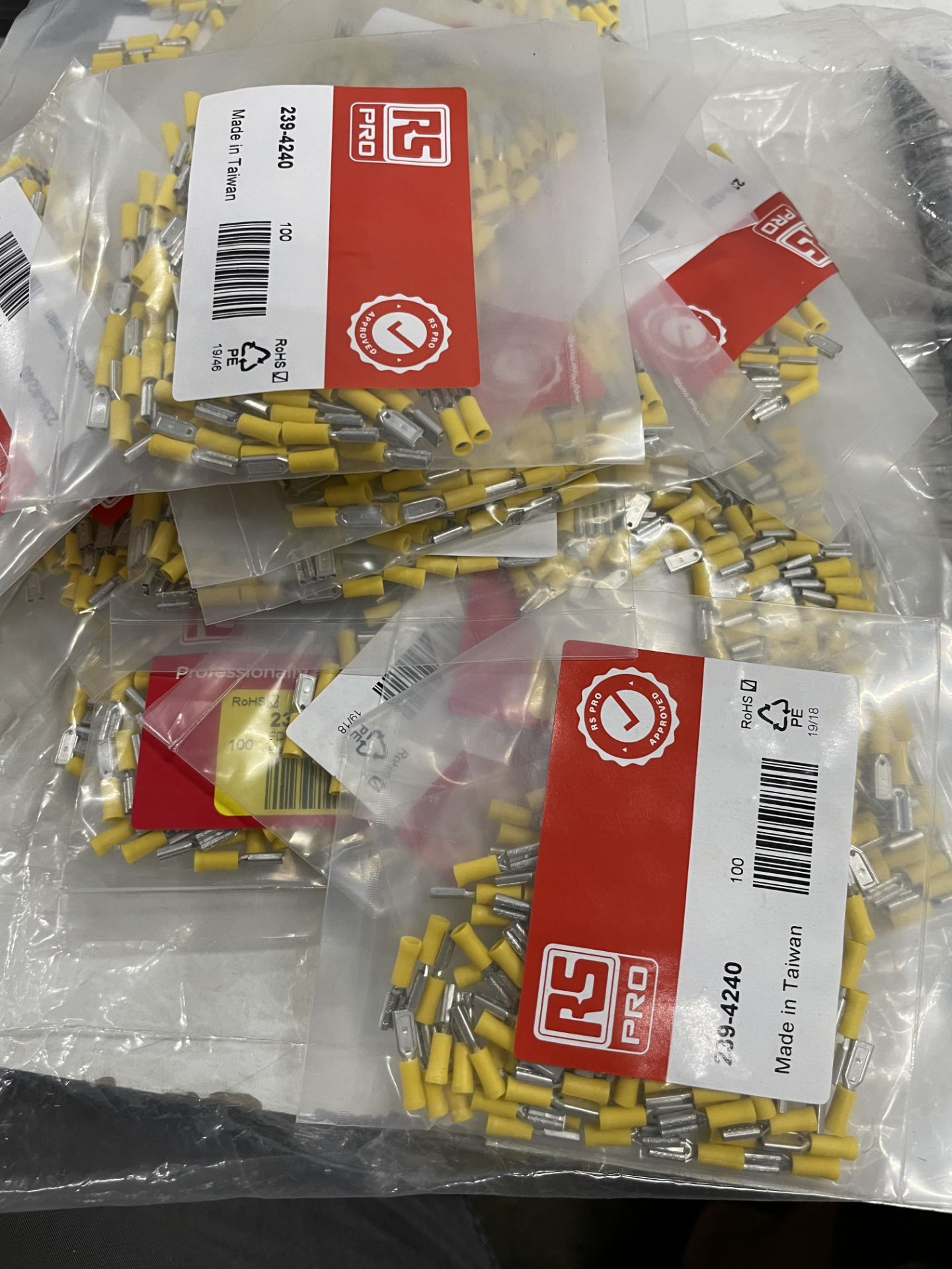 30 x Bags RS-PRO Insulated Spade Connectors | 100 pcs per bag