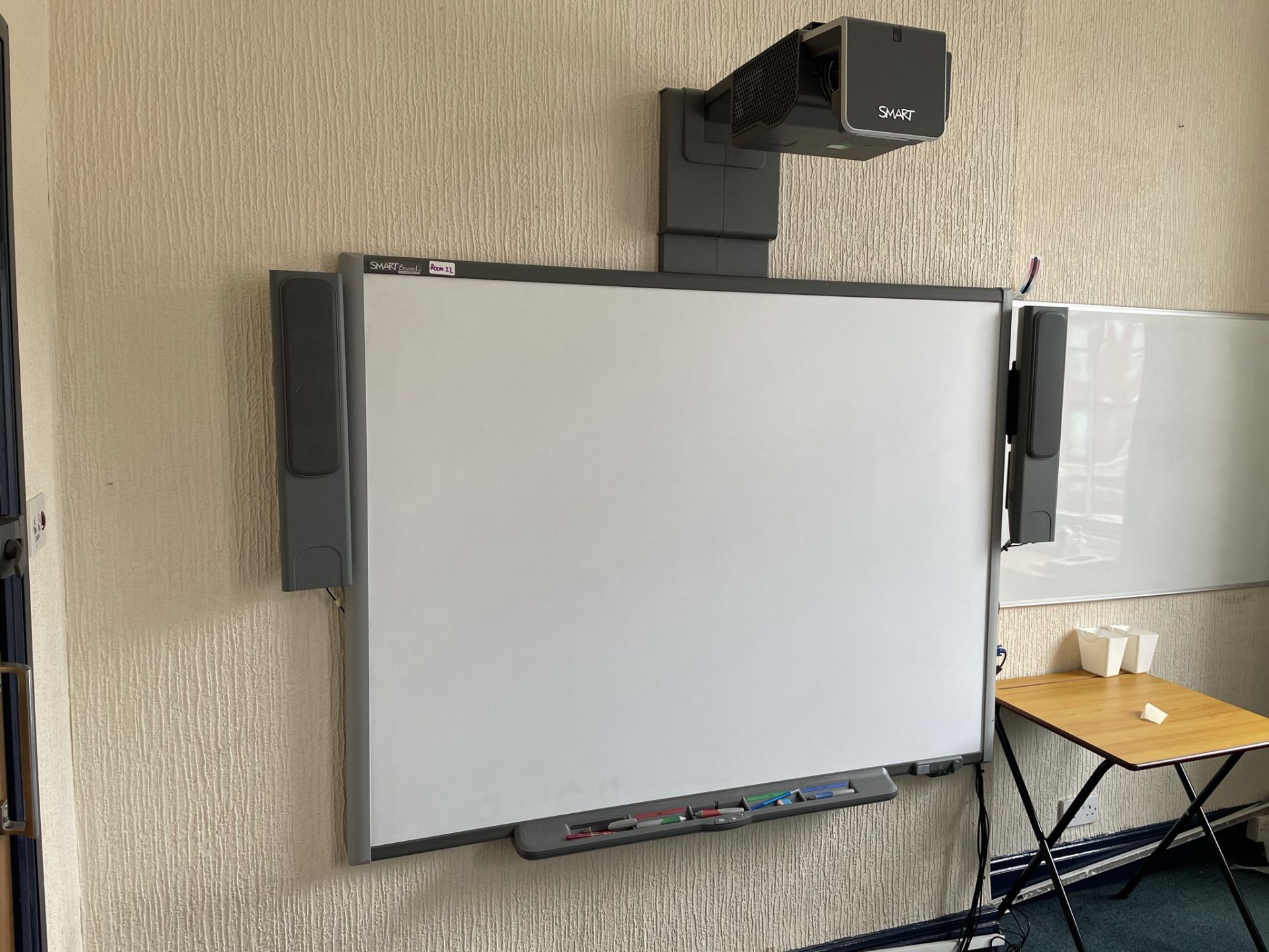 Smart 77" Interactive Whiteboard - Image 3 of 4