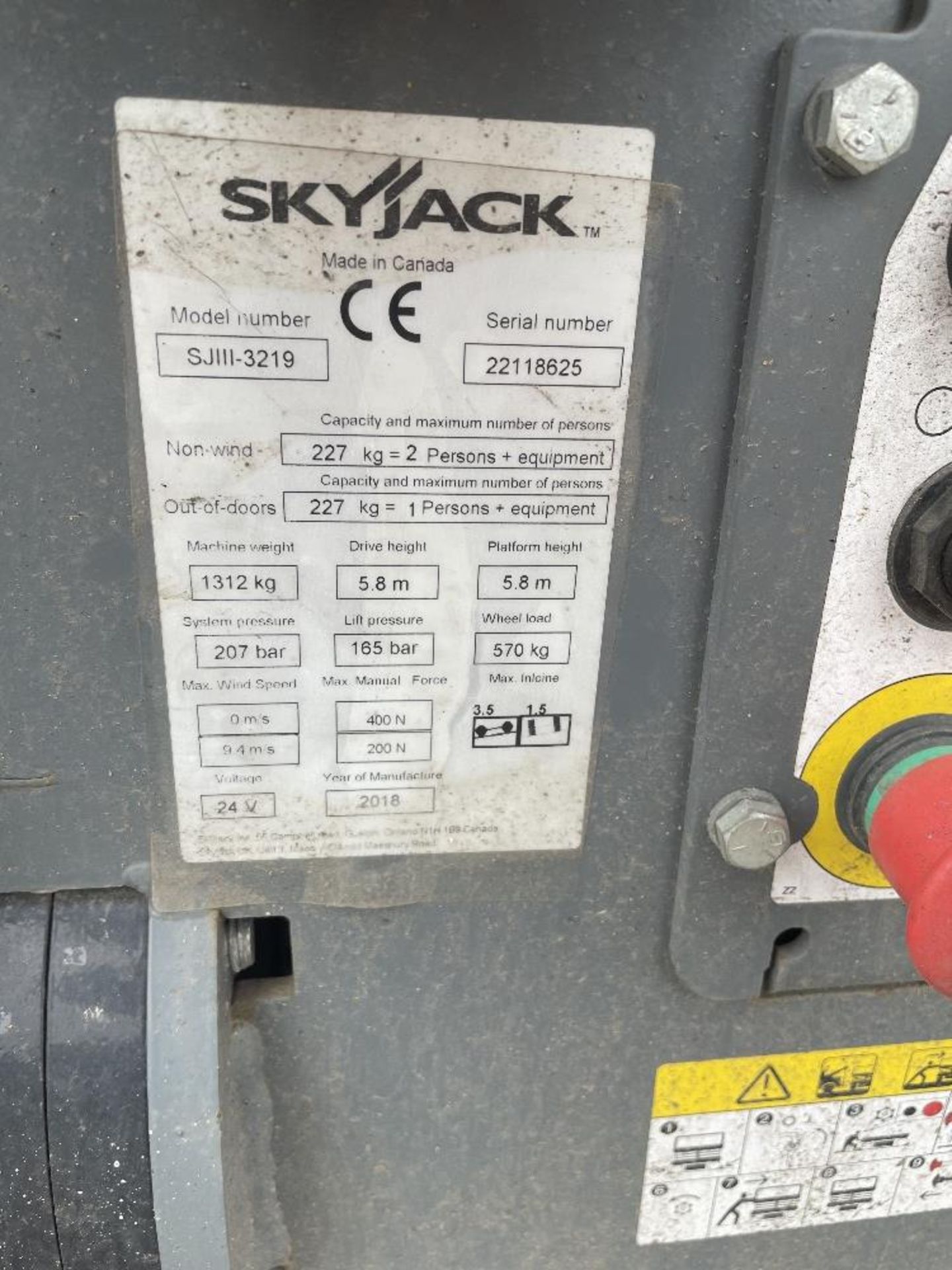 SkyJack SJIII-3219 Electric Scissor Lift | YOM: 2018 - Image 8 of 12