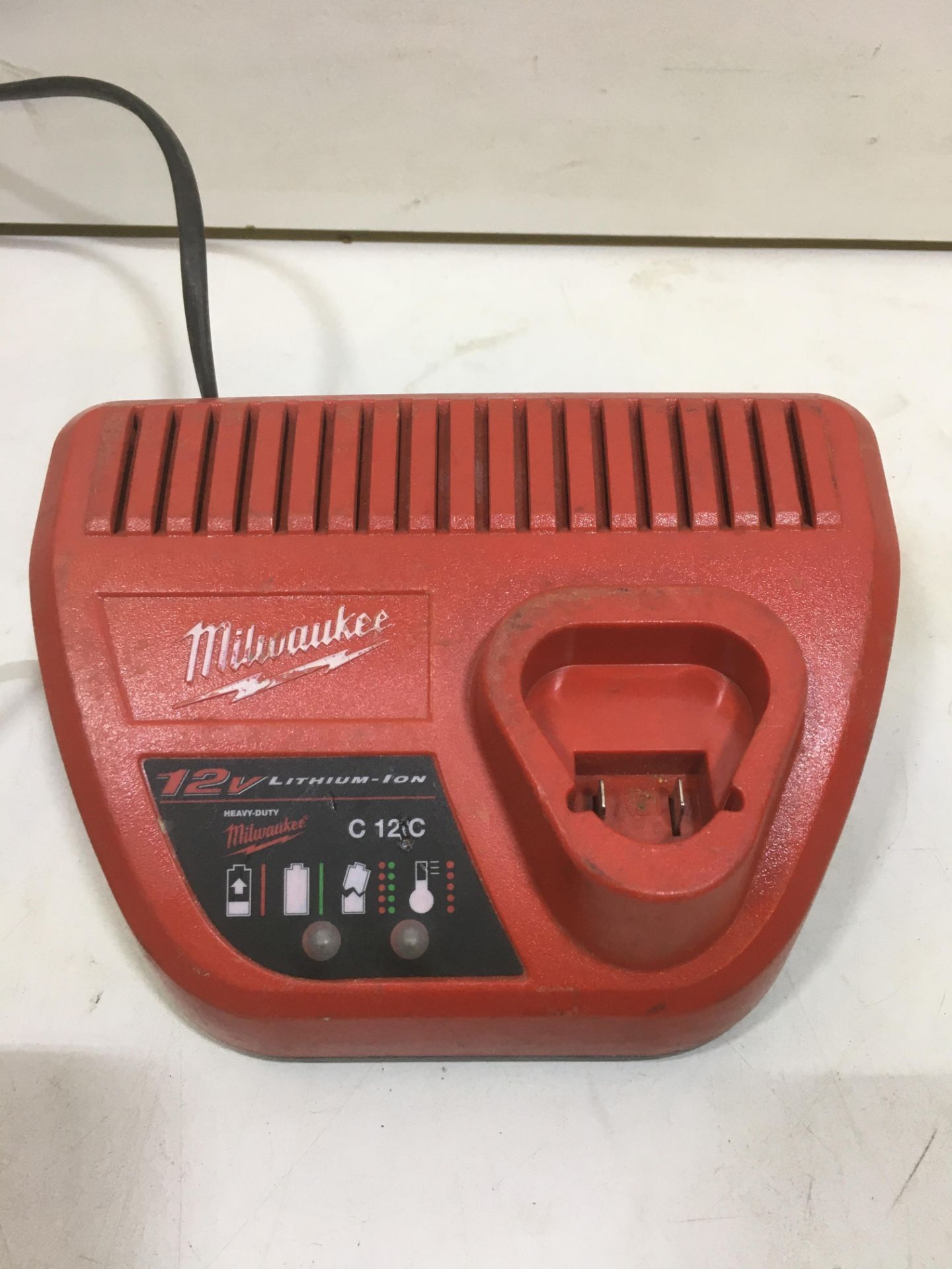 Milwaukee C12C 12V Li-Ion Battery Charger - Image 2 of 3