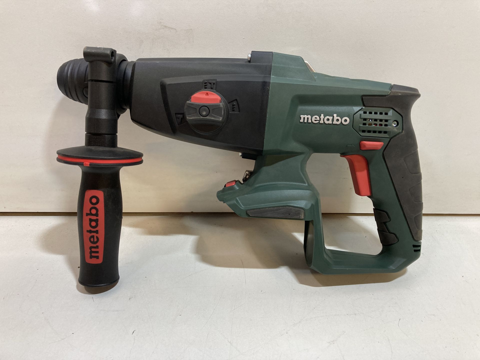 Metabo KHA 18 LTX Cordless 18v SDS Hammer Drill BODY ONLY | RRP: £221.42